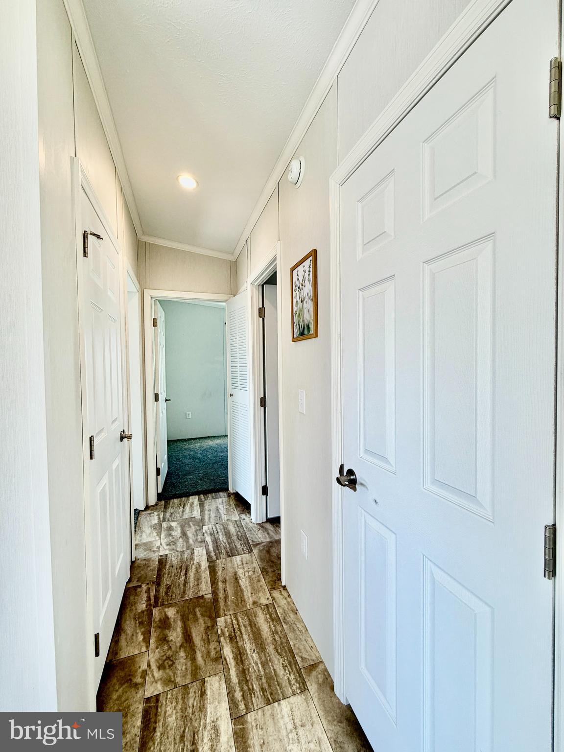 BREEZY ACRES - Residential