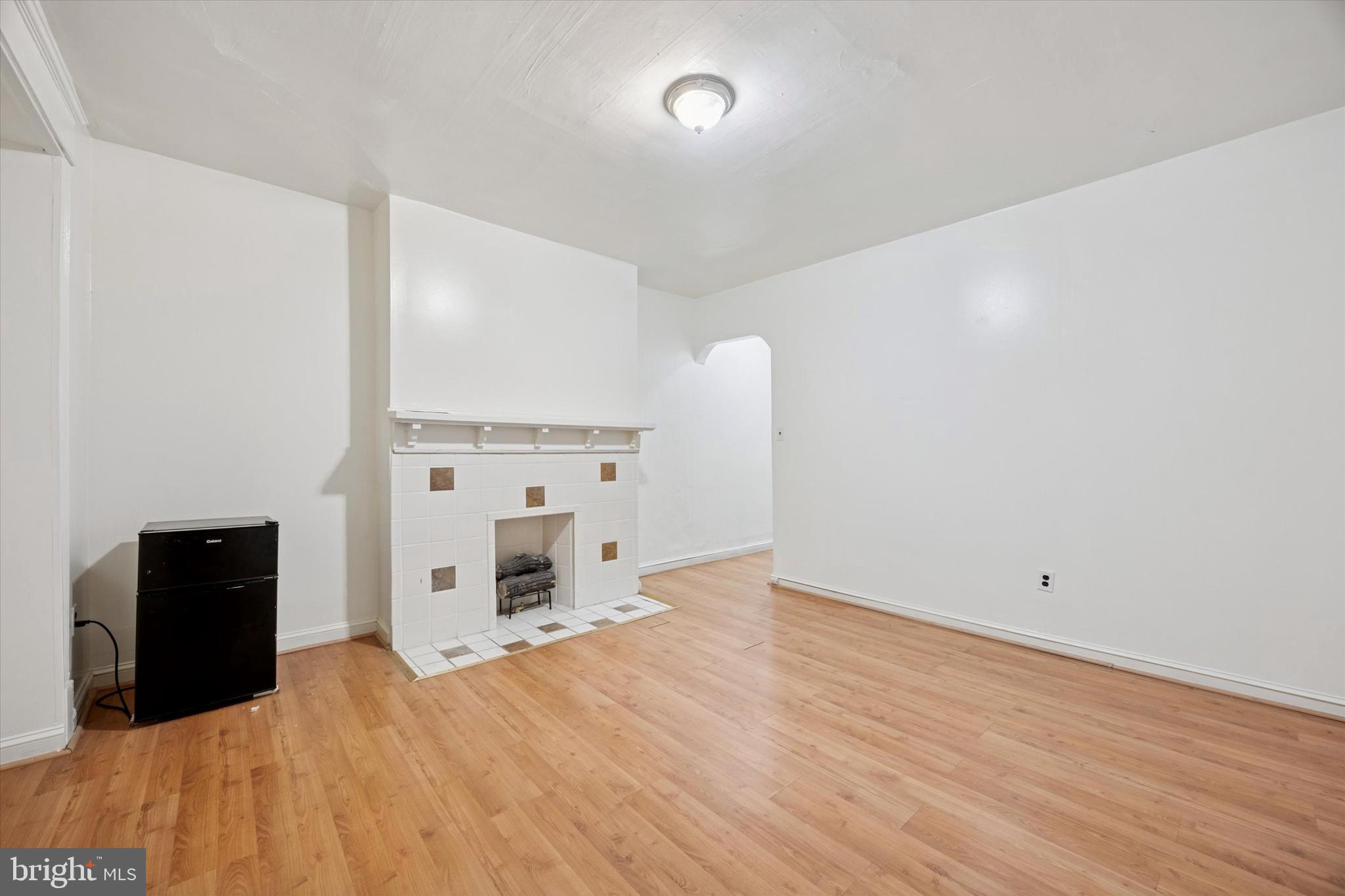 4837 WALNUT STREET