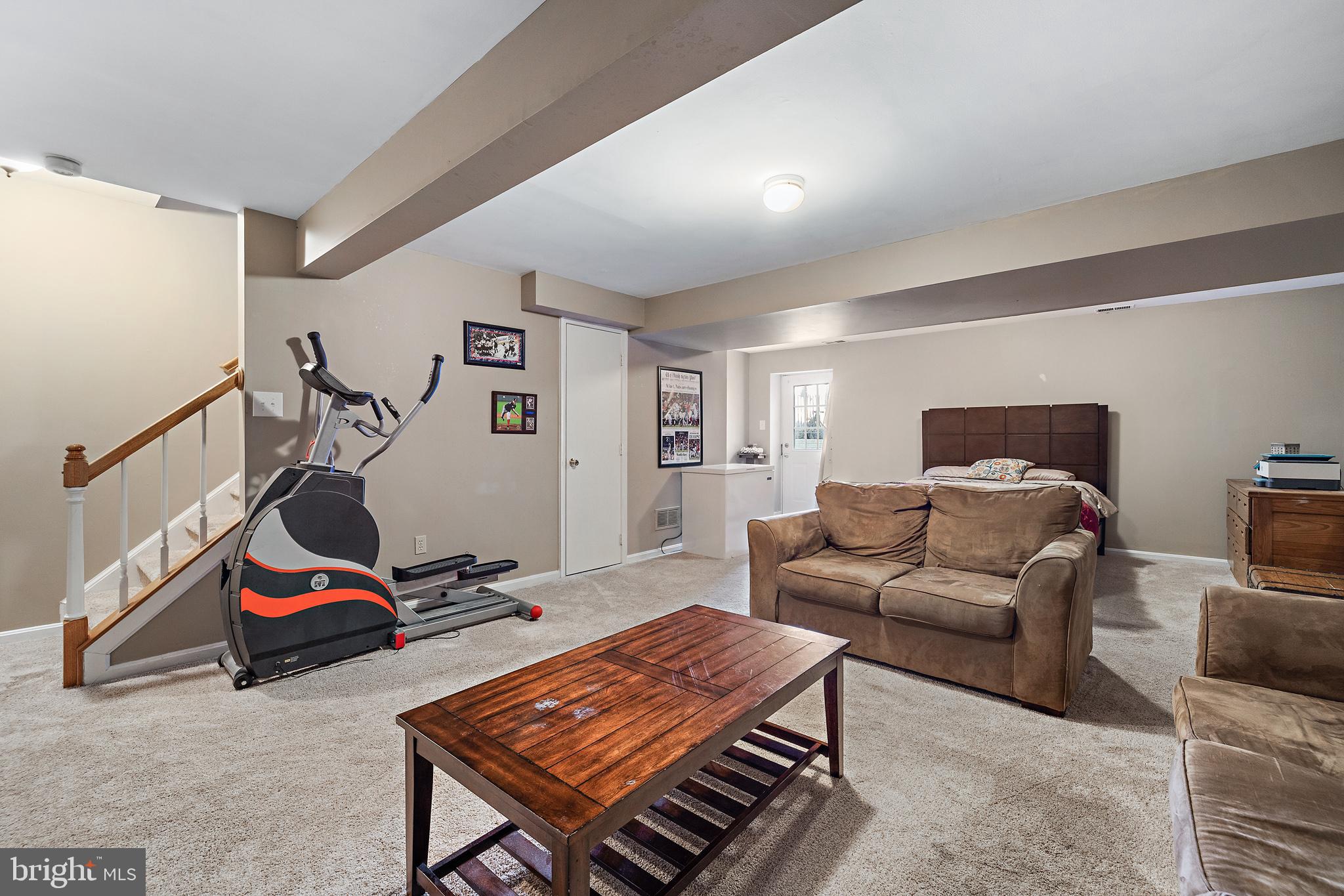 ROBIN MEADOWS - Residential