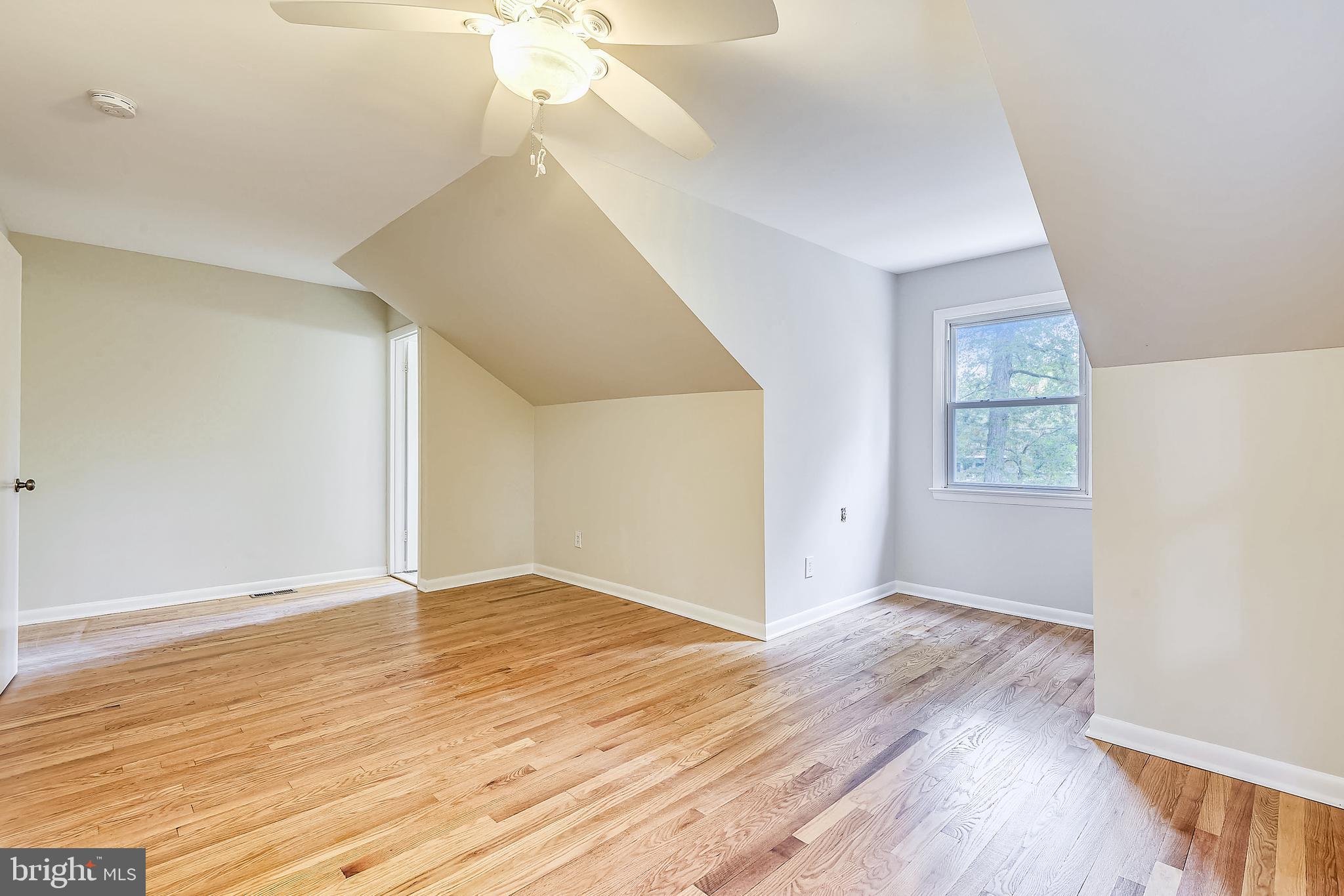 ANNAPOLIS ROADS - Residential