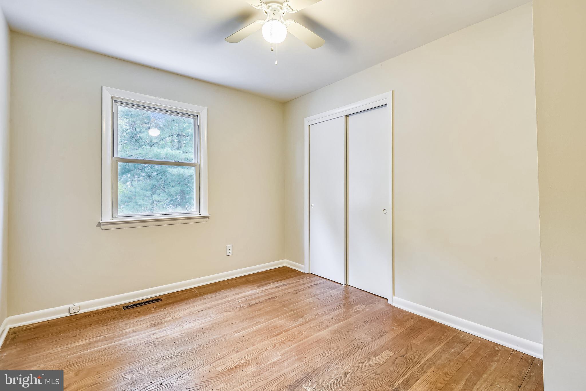 ANNAPOLIS ROADS - Residential