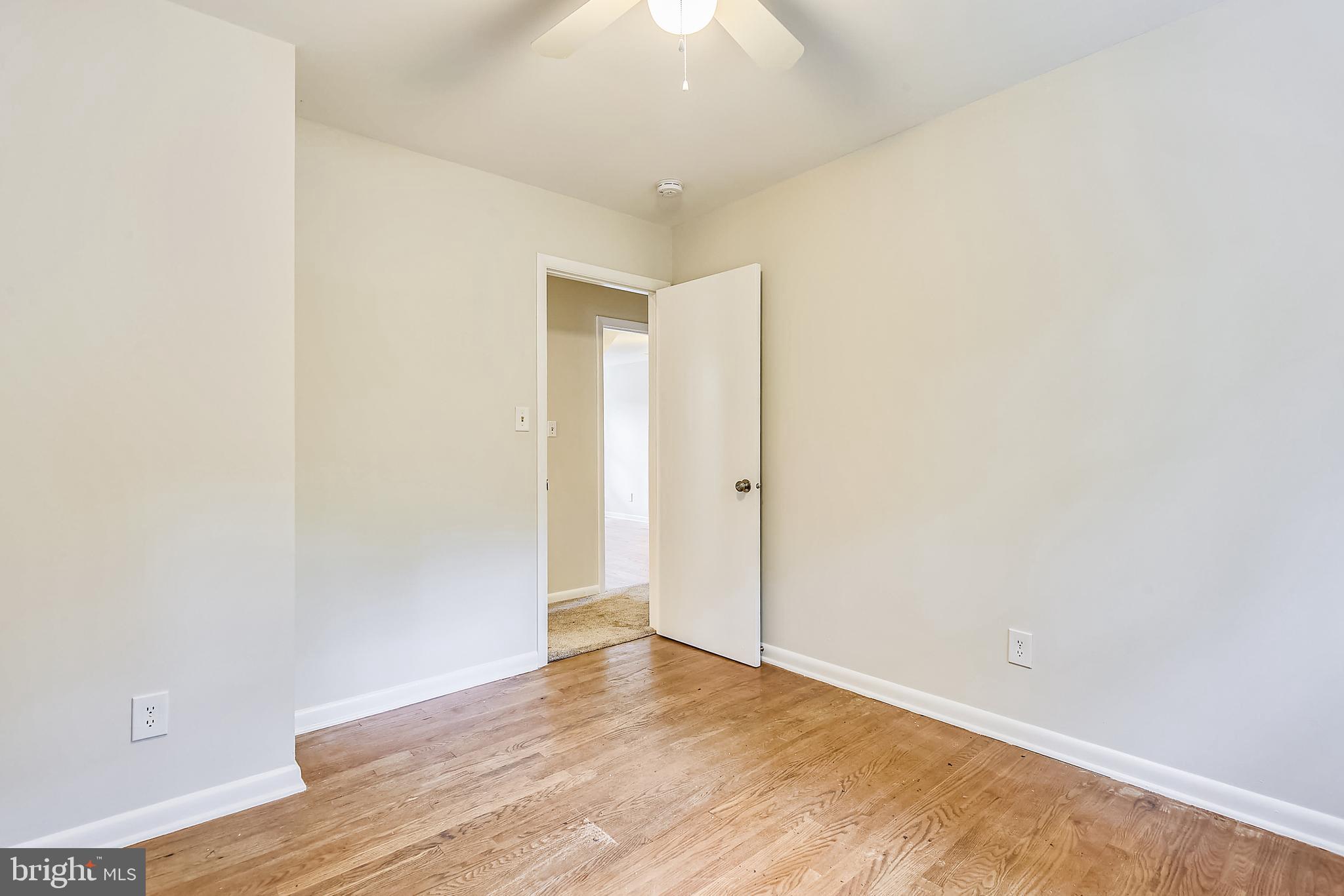 ANNAPOLIS ROADS - Residential