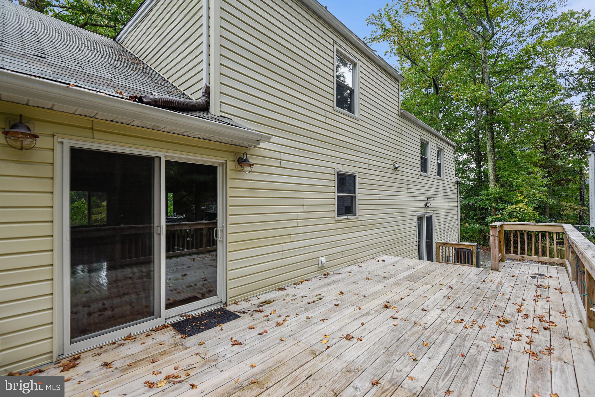 ANNAPOLIS ROADS - Residential