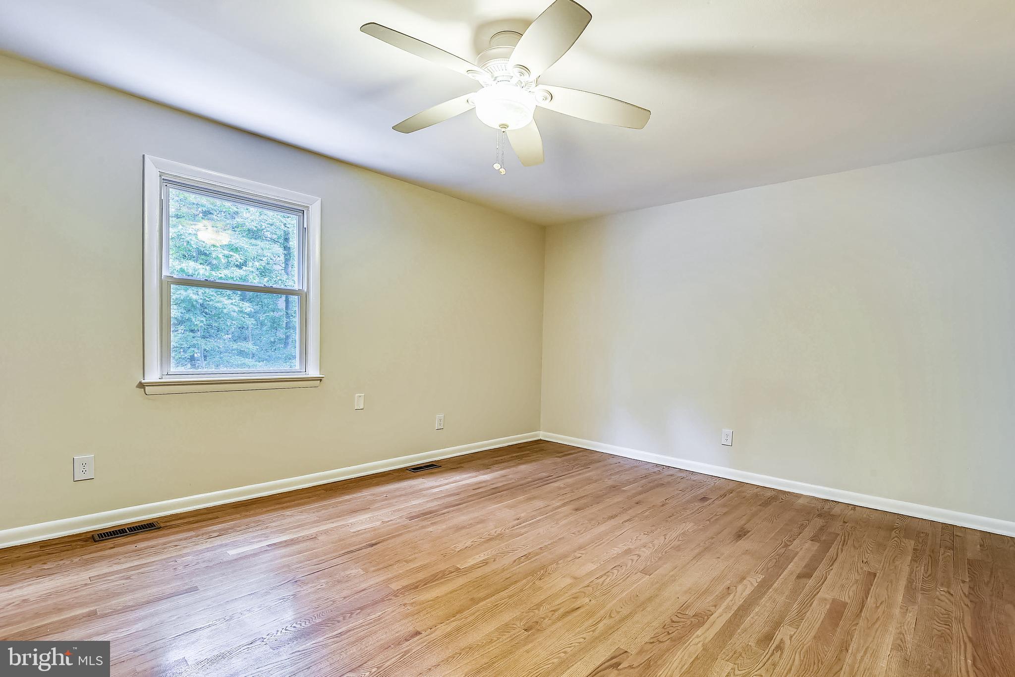 ANNAPOLIS ROADS - Residential