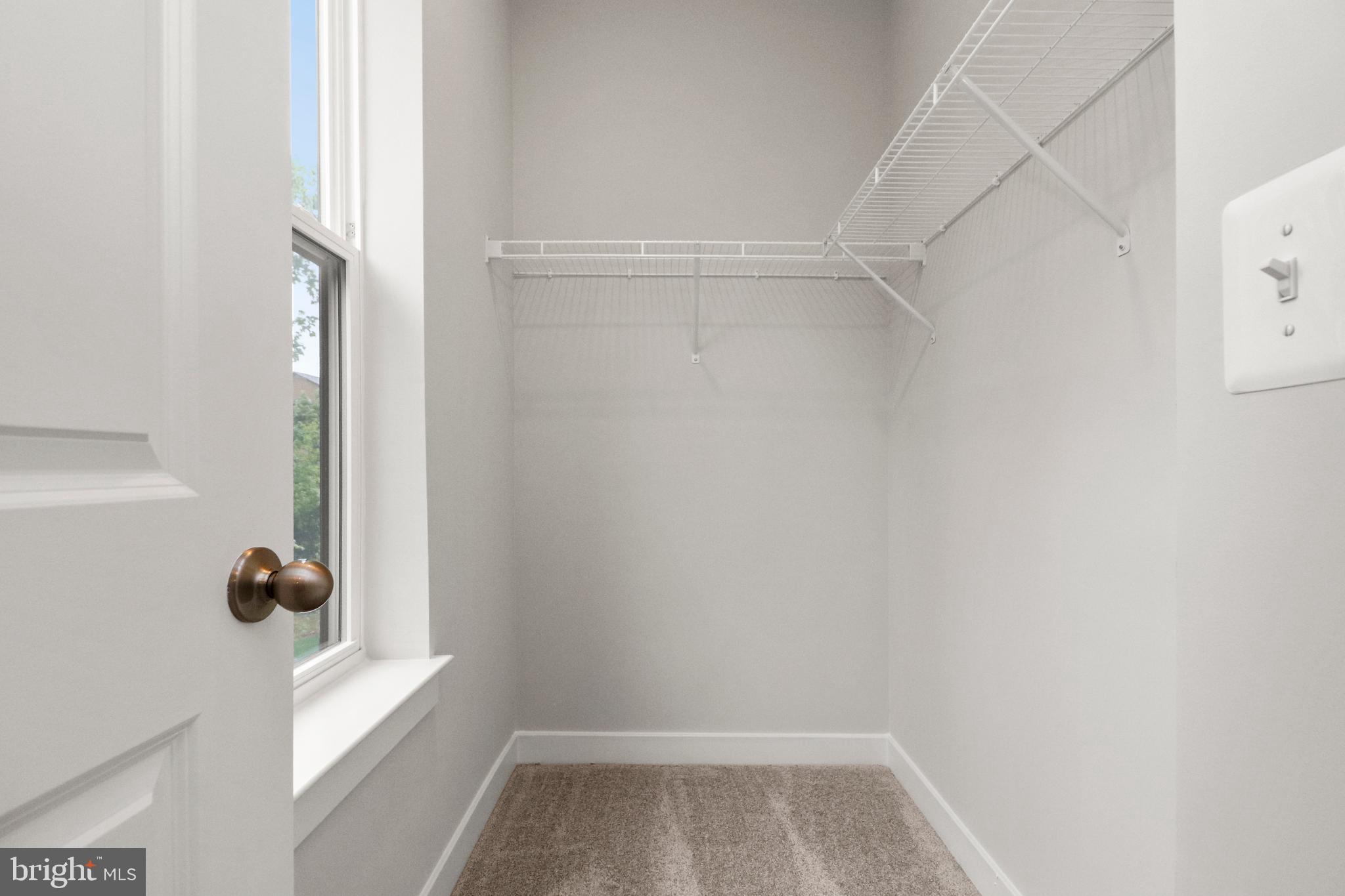 KINCORA - Residential Lease