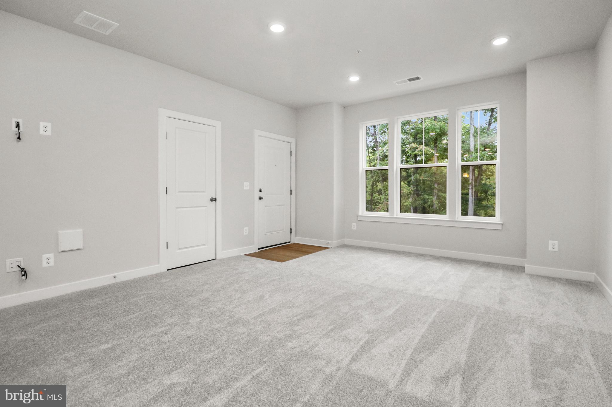 KINCORA - Residential Lease