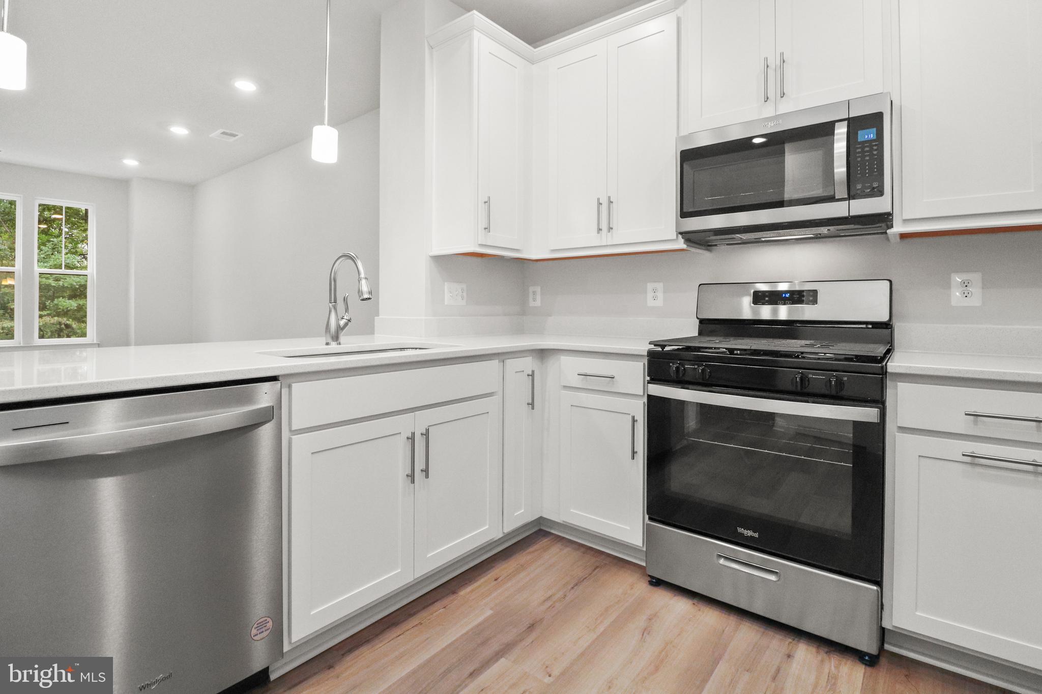 KINCORA - Residential Lease