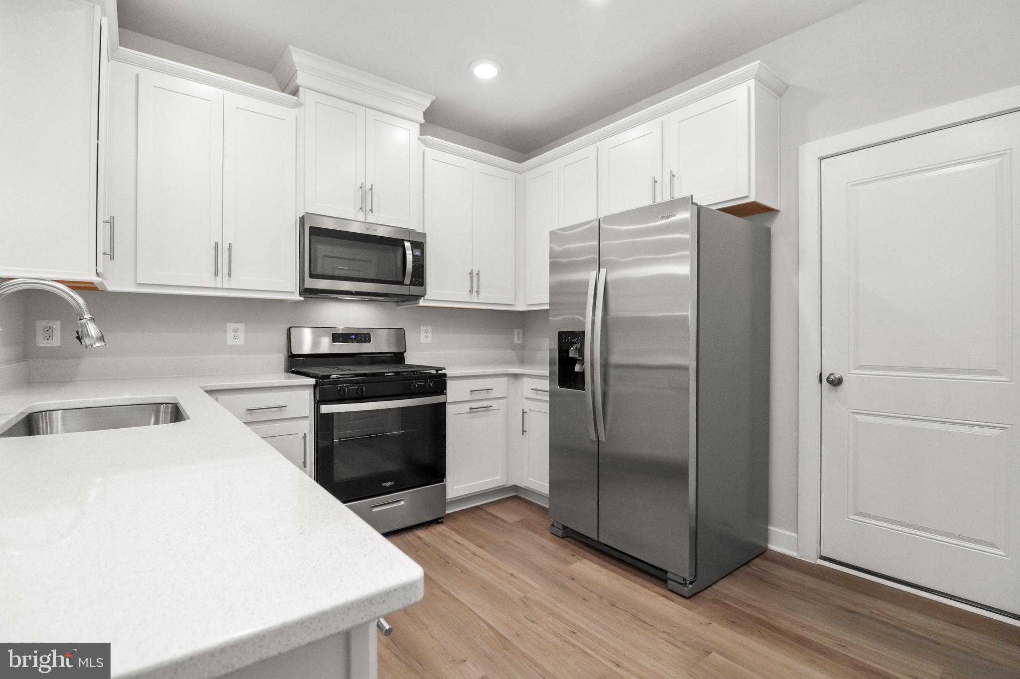 KINCORA - Residential Lease