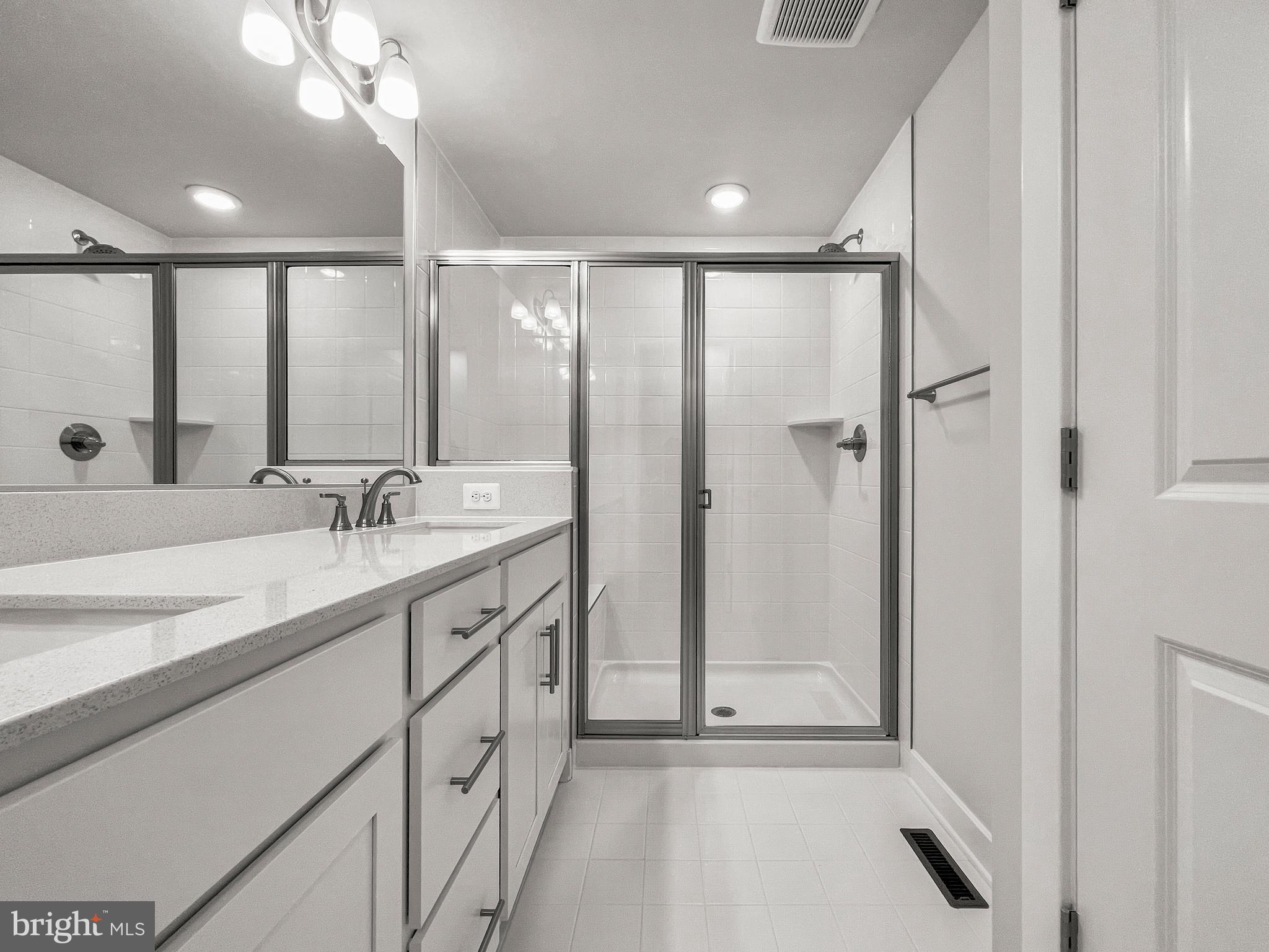 KINCORA - Residential Lease