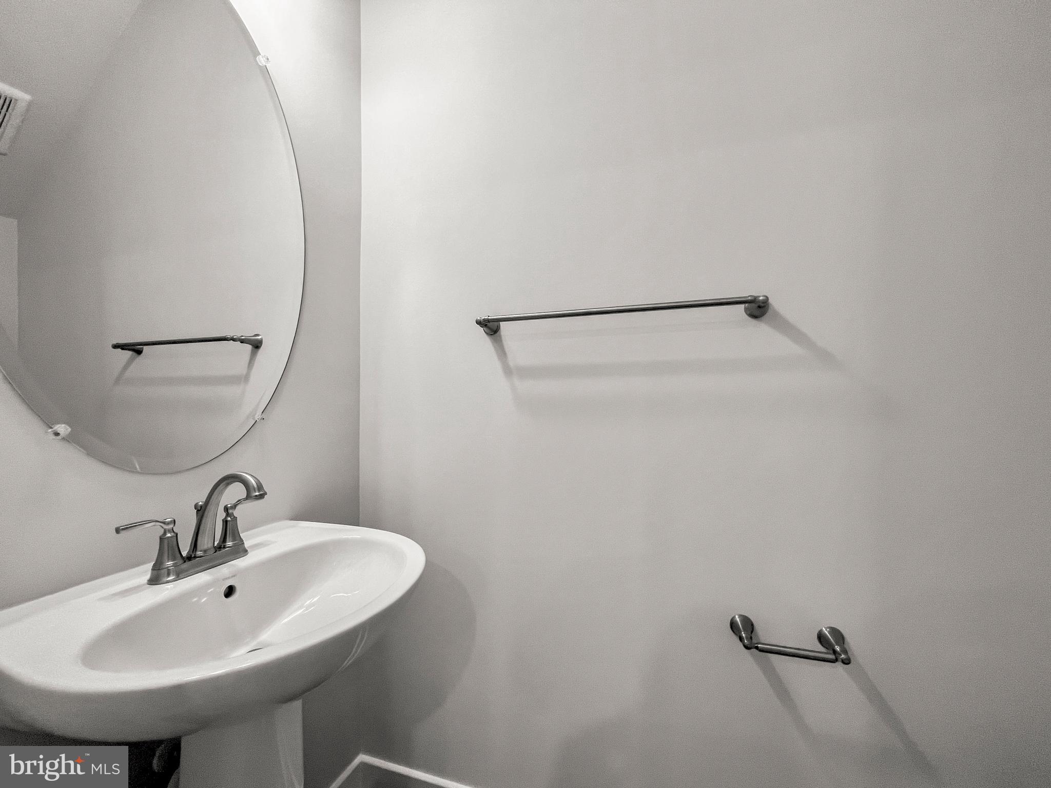 KINCORA - Residential Lease