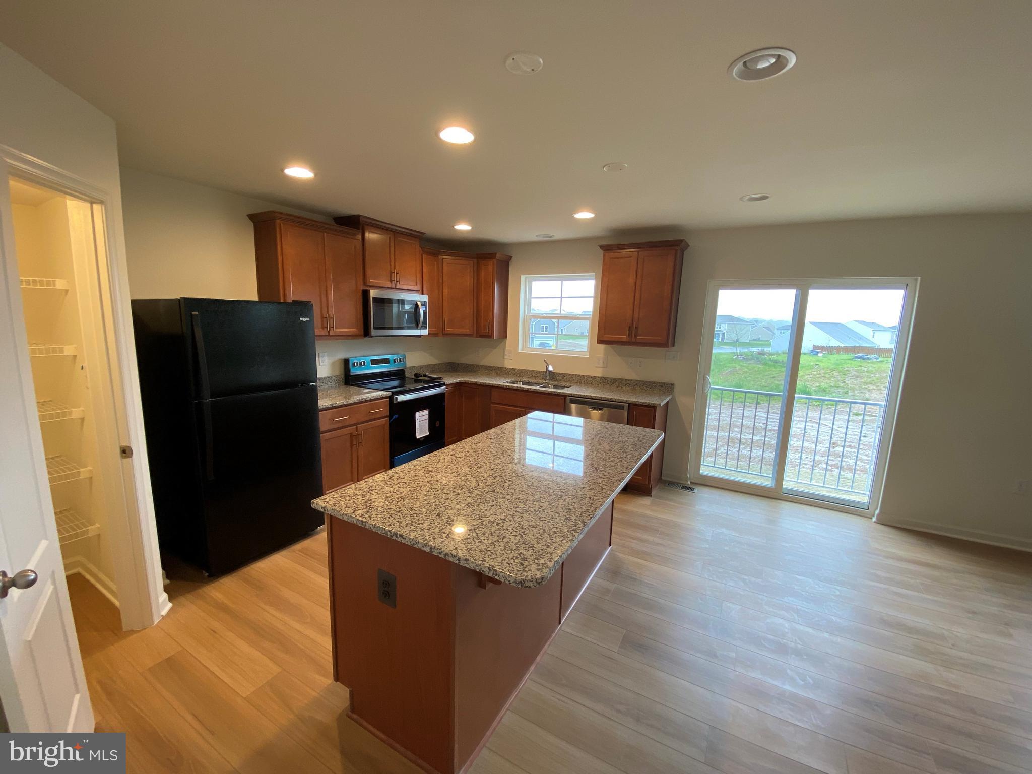 MORNING DOVE ESTATES - Residential