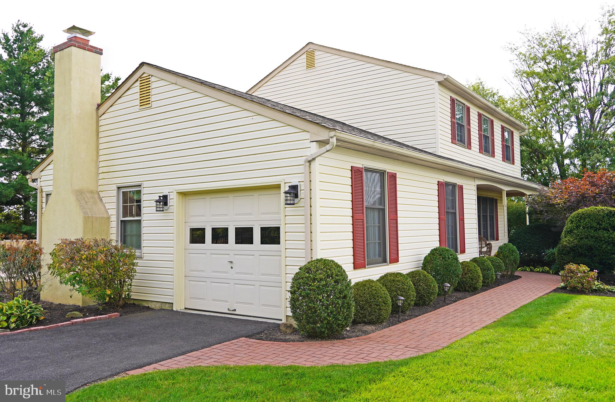 41 CASTLEWOOD DRIVE