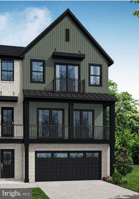 Photo of 177 Trailside Court, LEBANON, PA 17042 (MLS # PALN2023716)