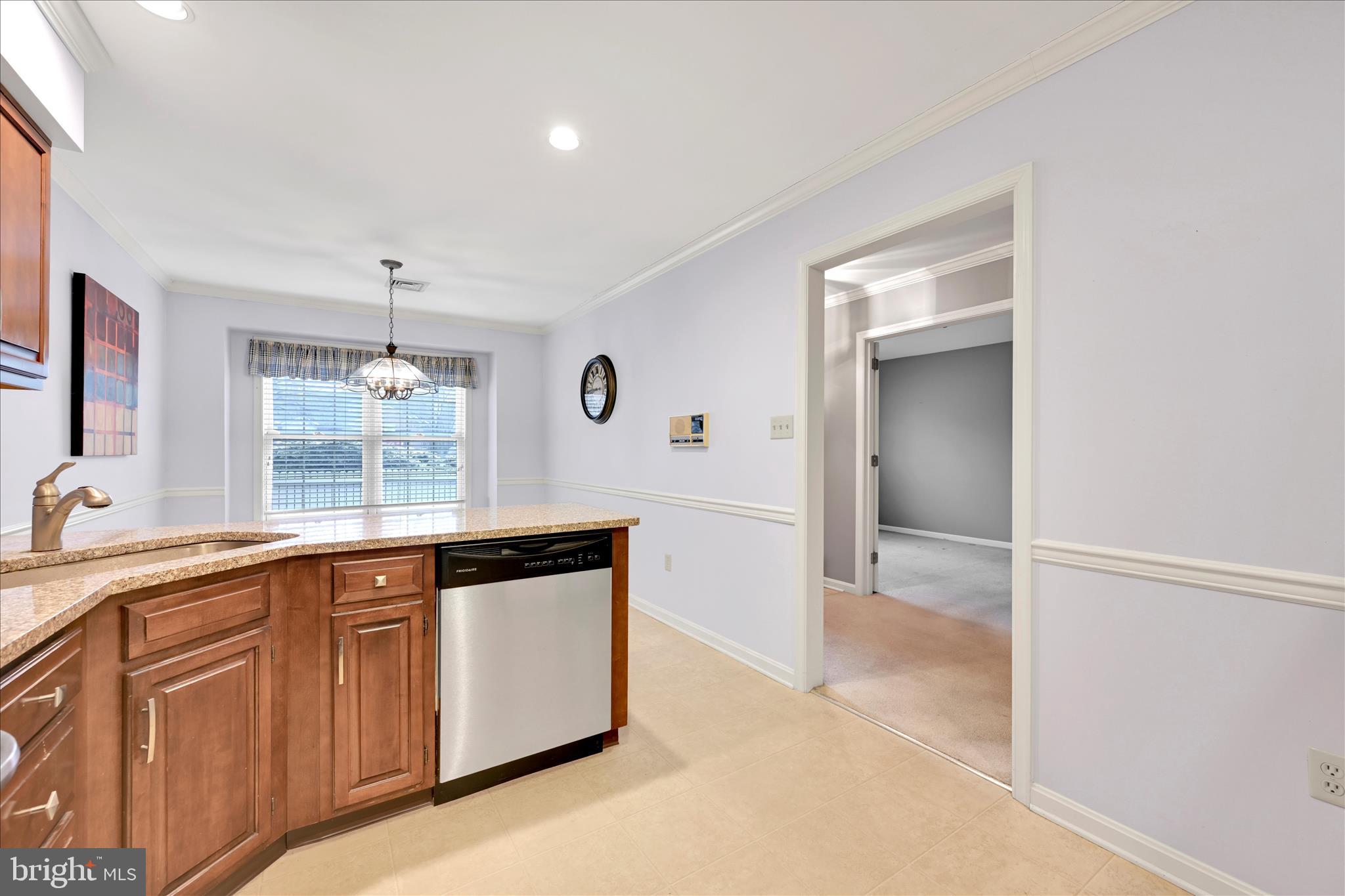 CAMBRIDGE COMMONS - Residential