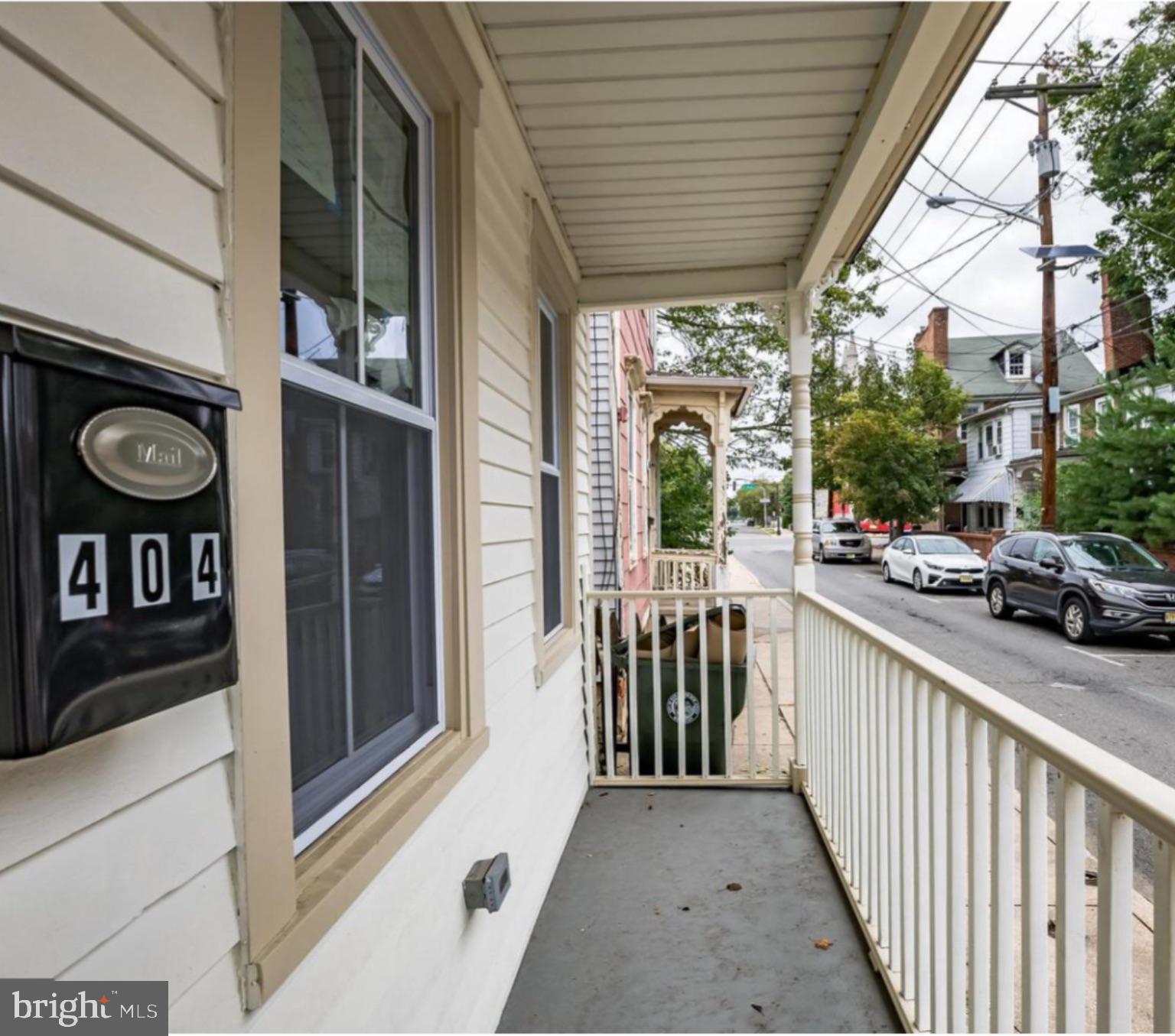 404 LAWRENCE STREET