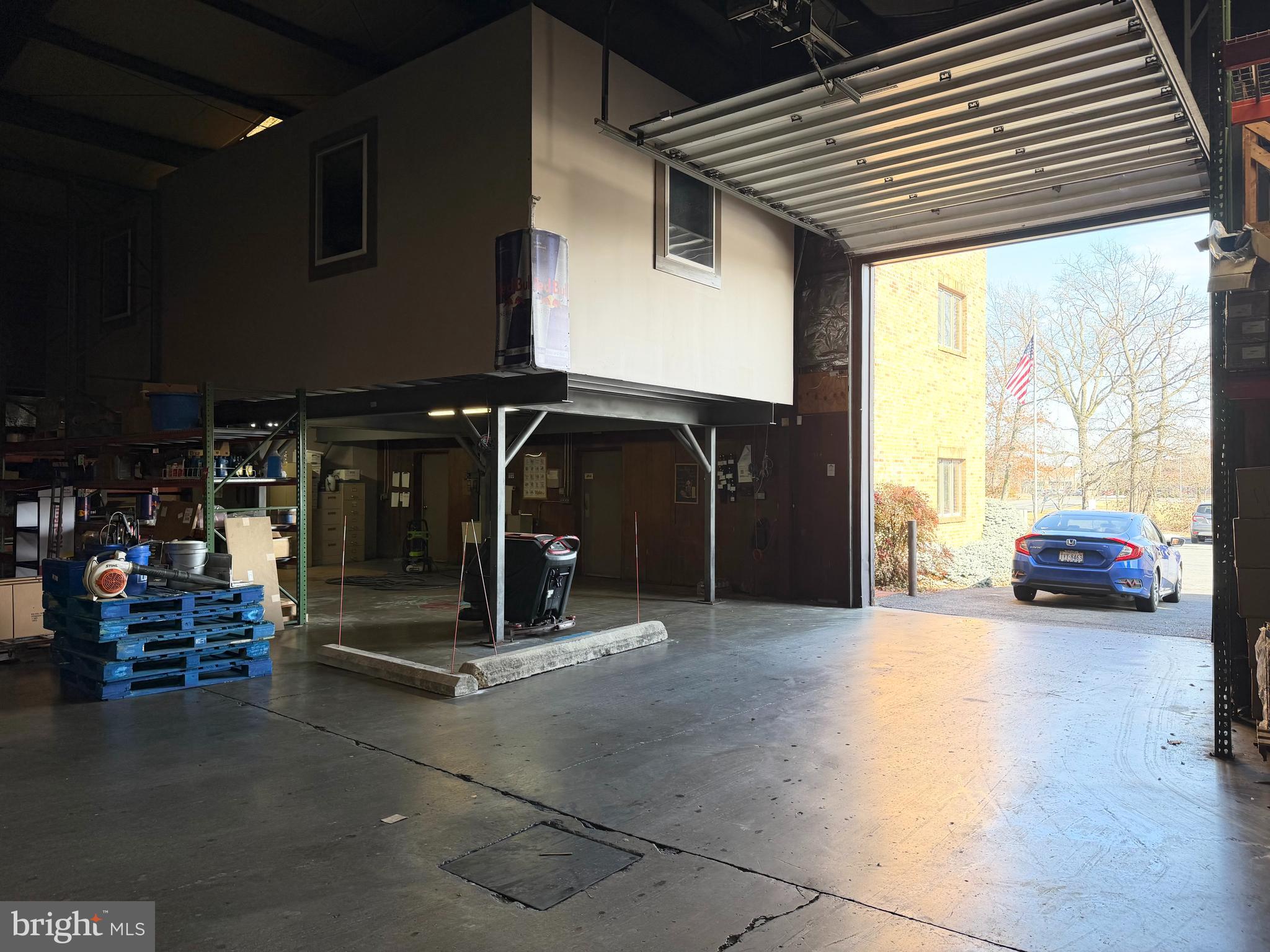 2705 S PLEASANT VALLEY ROAD