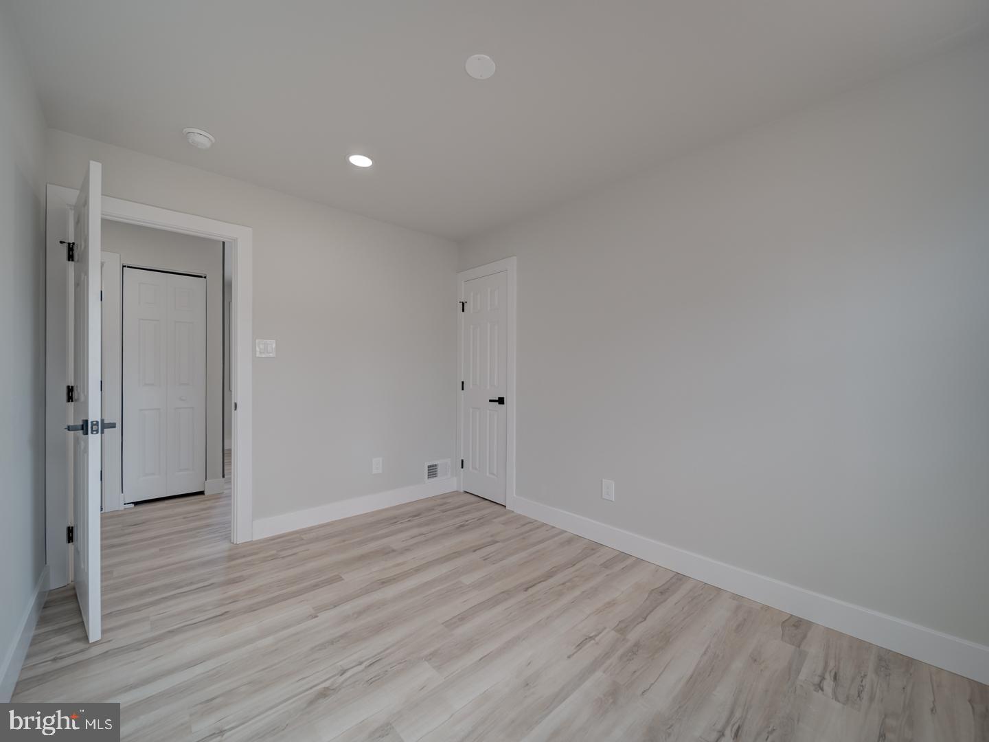 EAST COLUMBIA - Residential