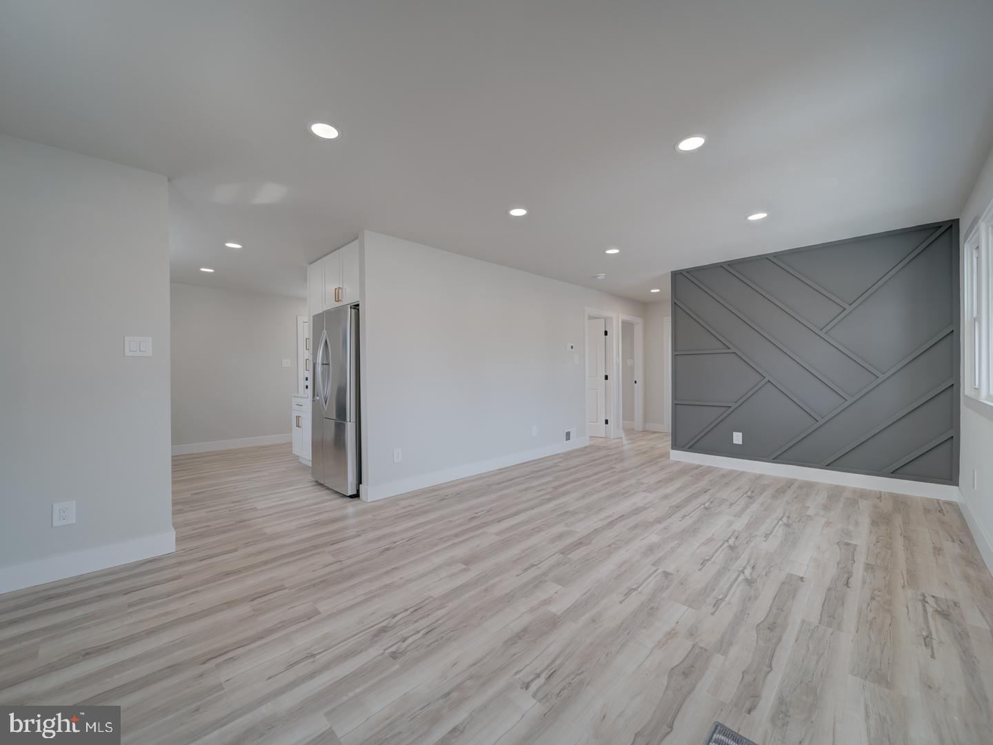 EAST COLUMBIA - Residential