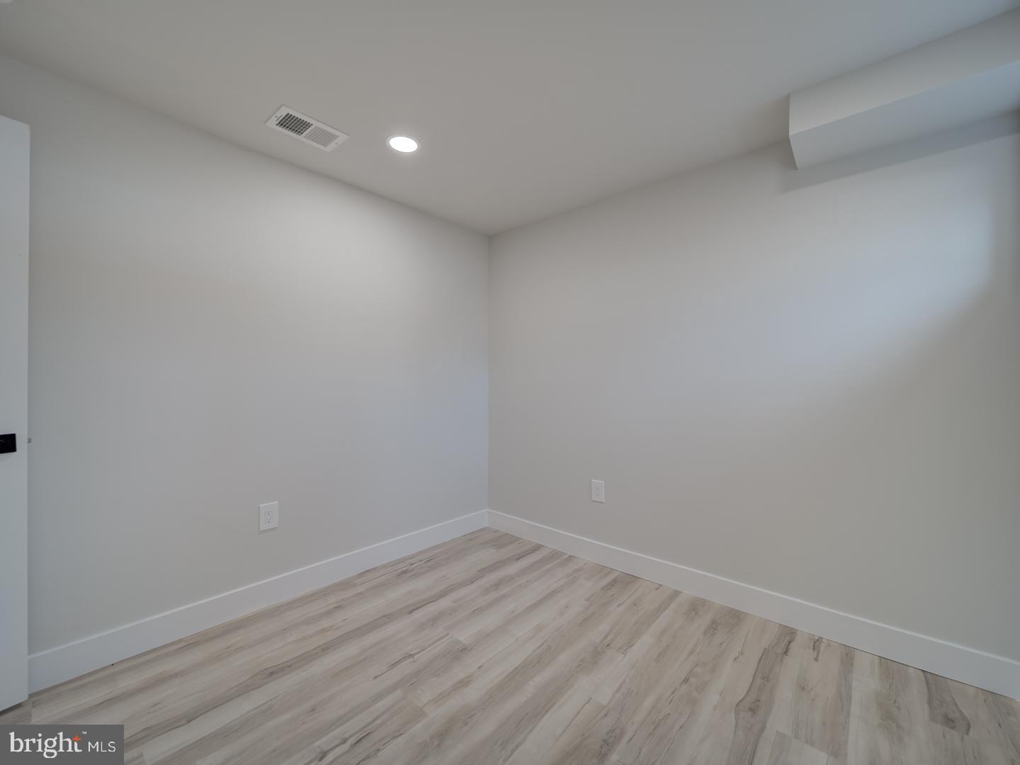 EAST COLUMBIA - Residential