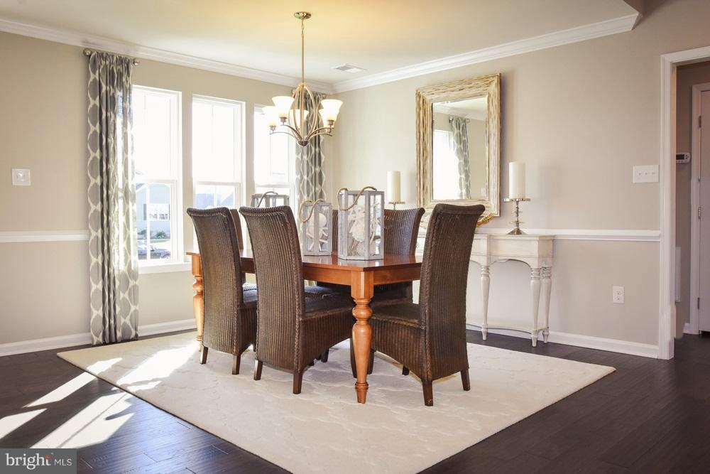 WOODBOURNE MANOR - Residential