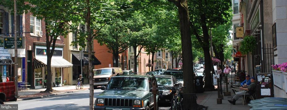 WOODBOURNE MANOR - Residential