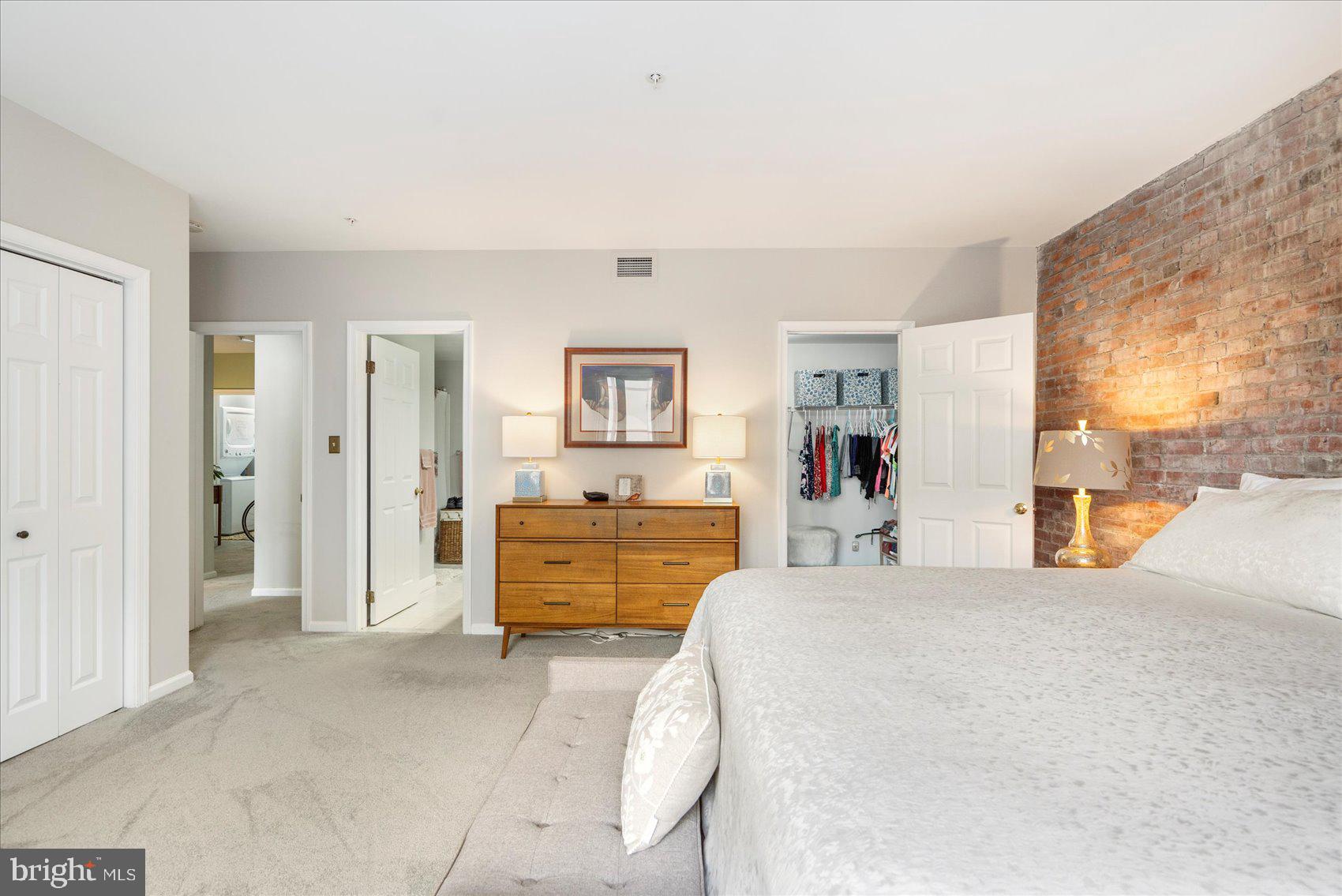 FELLS POINT HISTORIC DISTRICT - Residential