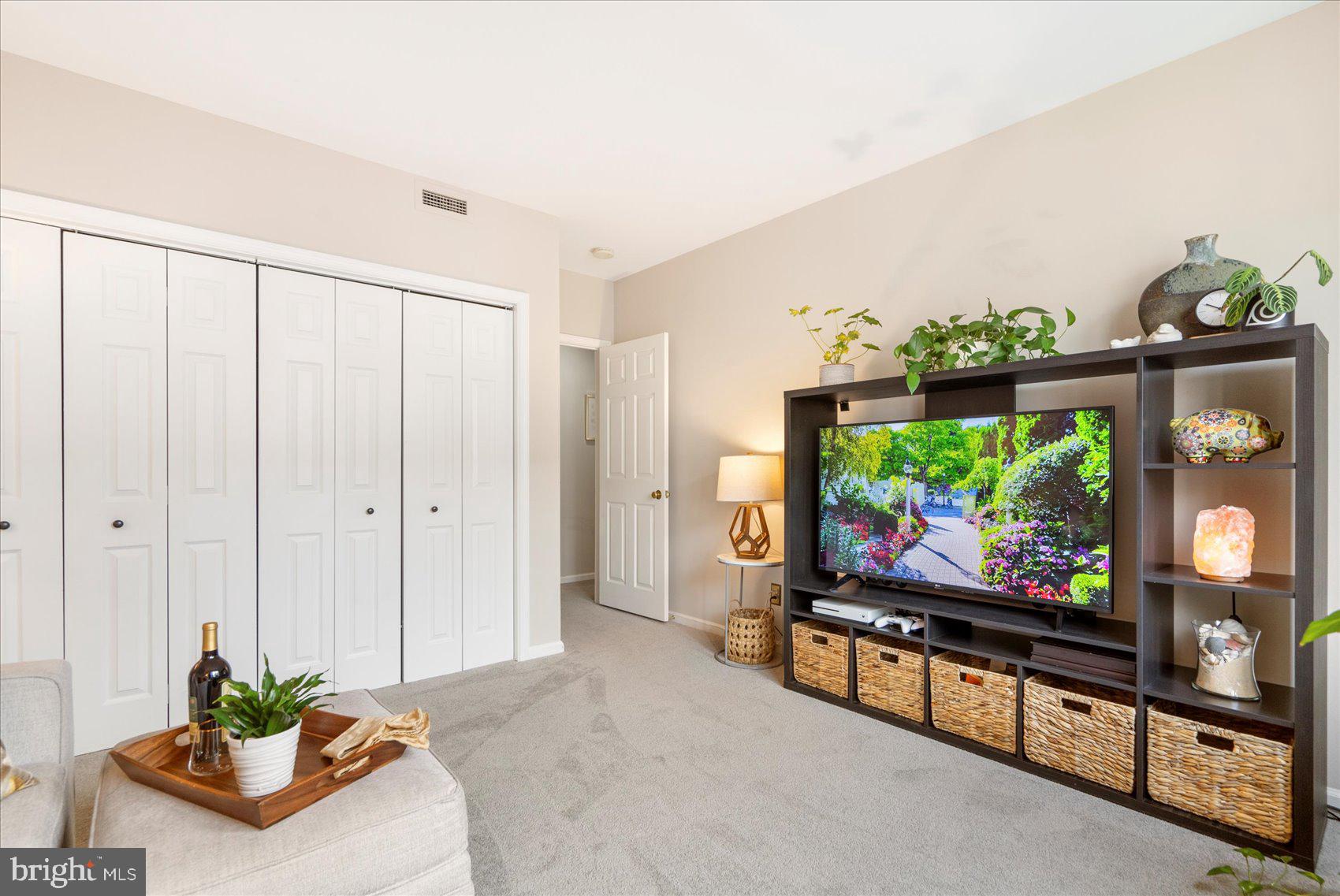 FELLS POINT HISTORIC DISTRICT - Residential