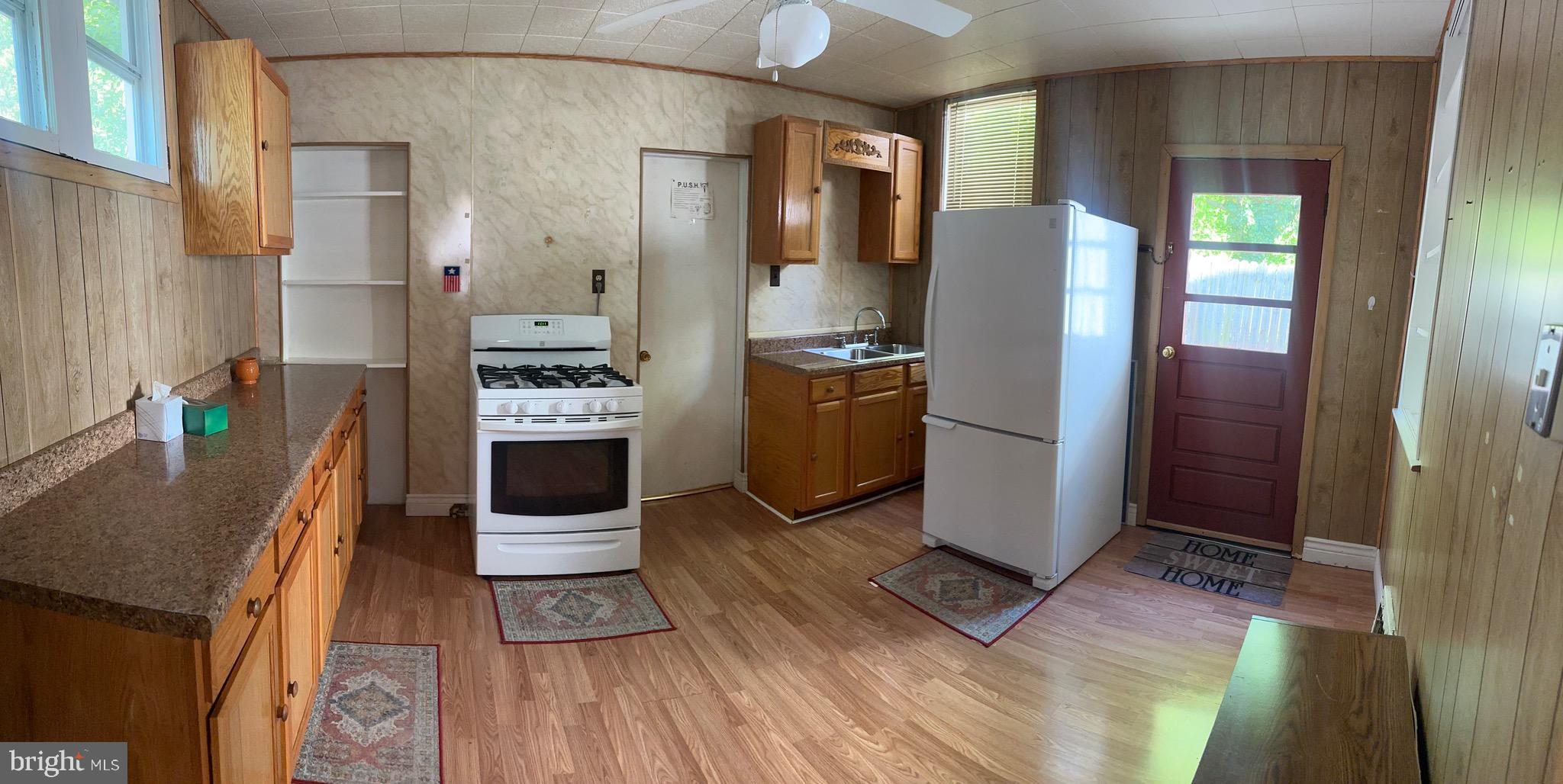 NORTH END - Residential