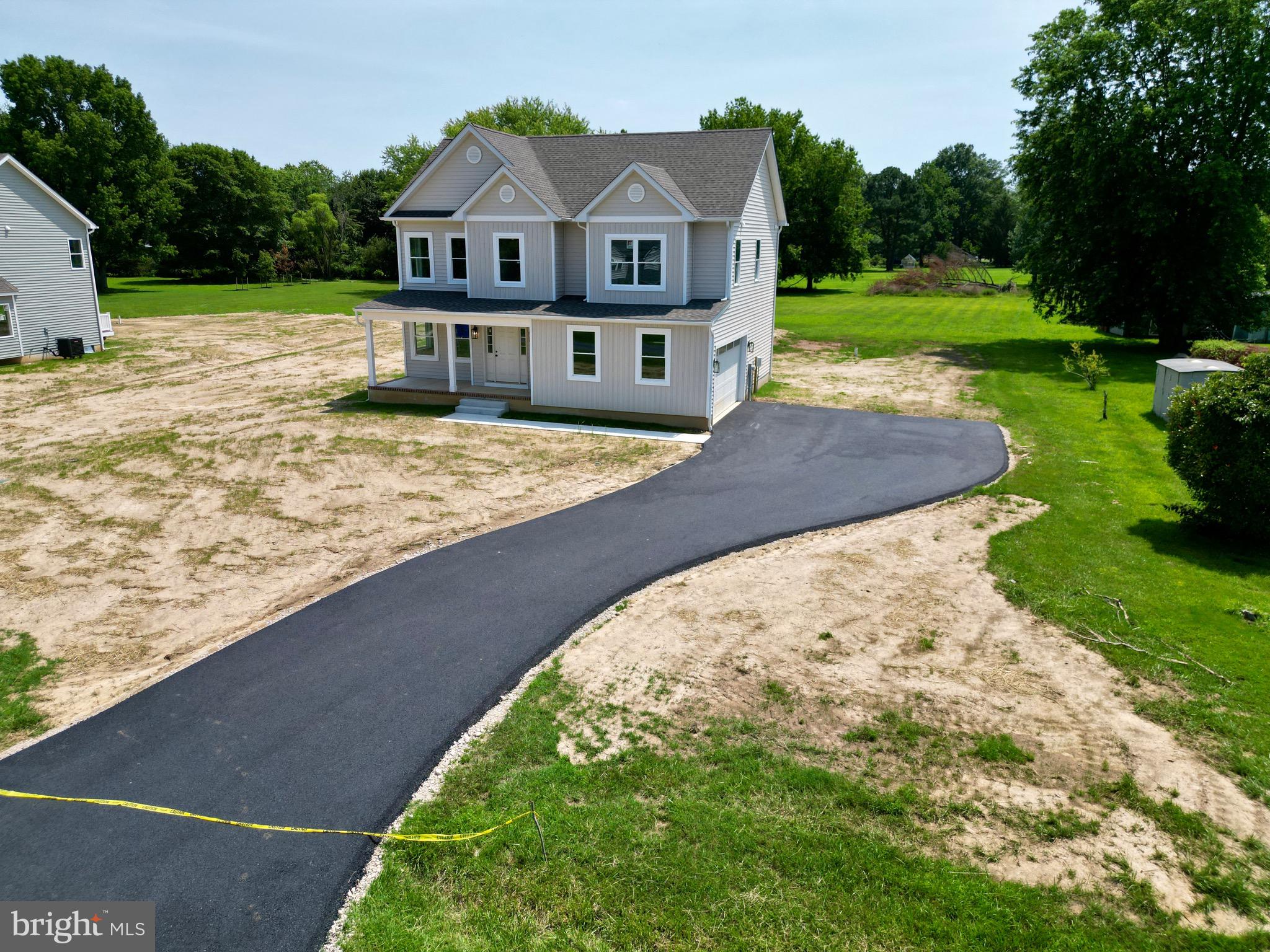 119 N LAKE DRIVE