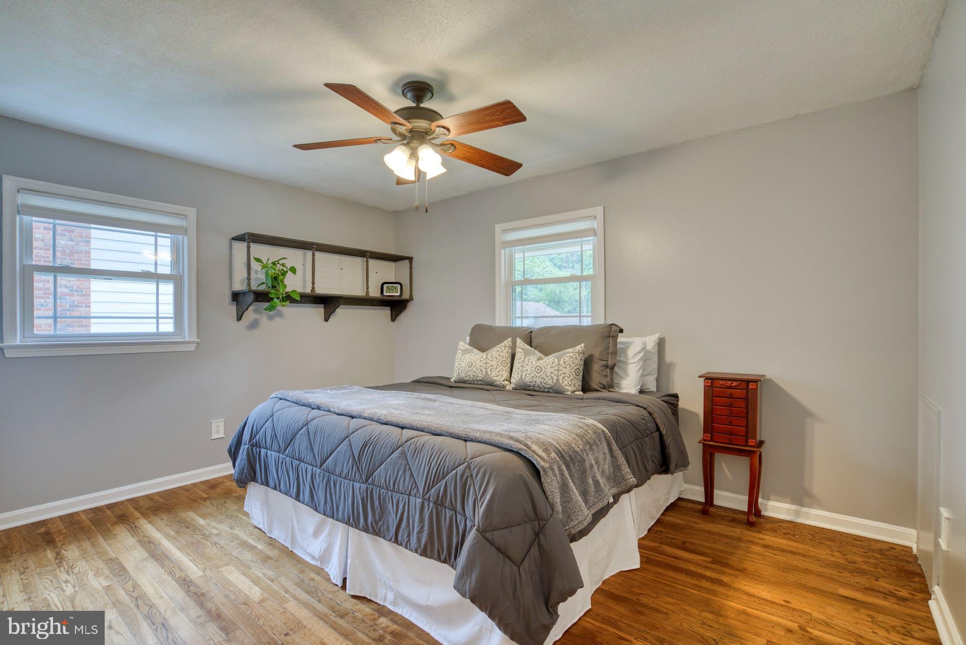 HAYFIELD FARM - Residential