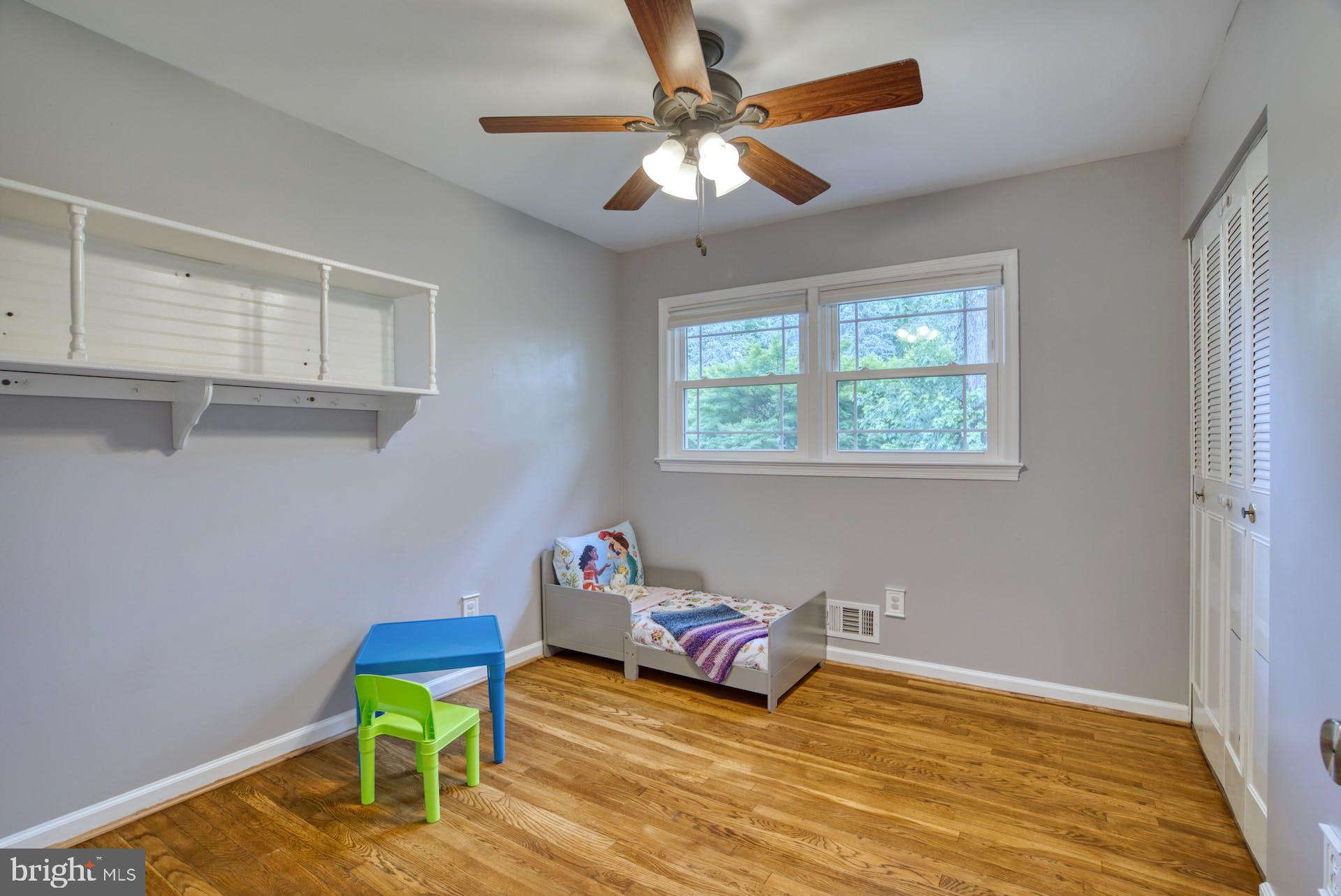 HAYFIELD FARM - Residential