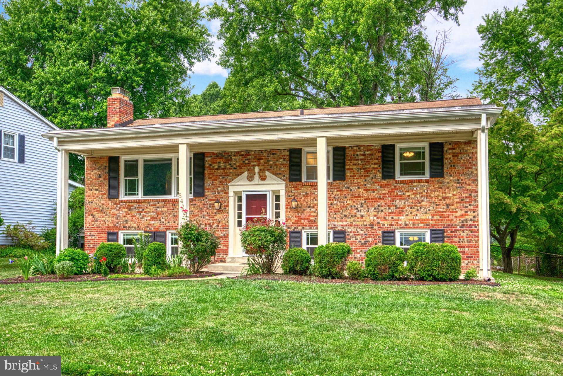 HAYFIELD FARM - Residential