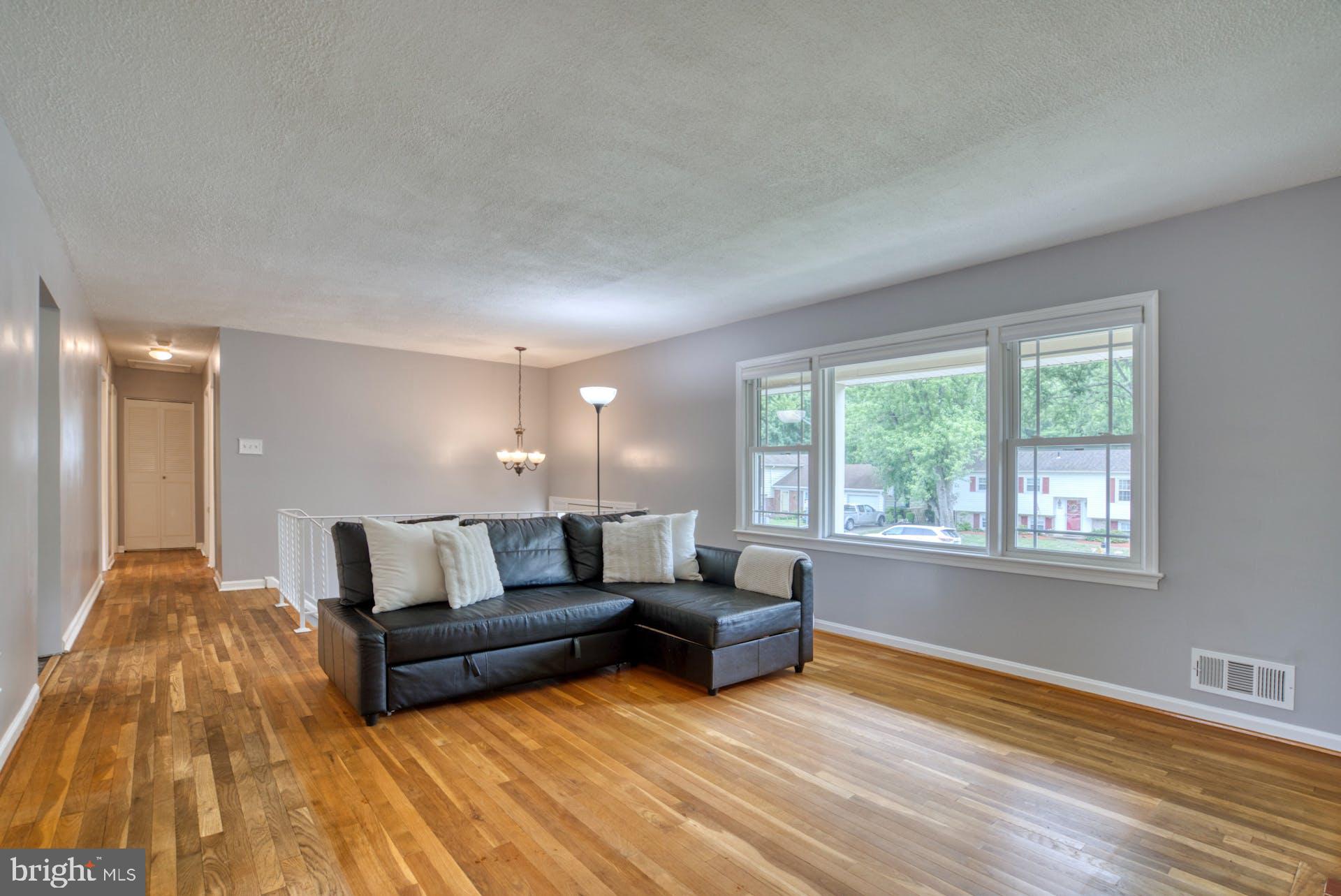 HAYFIELD FARM - Residential