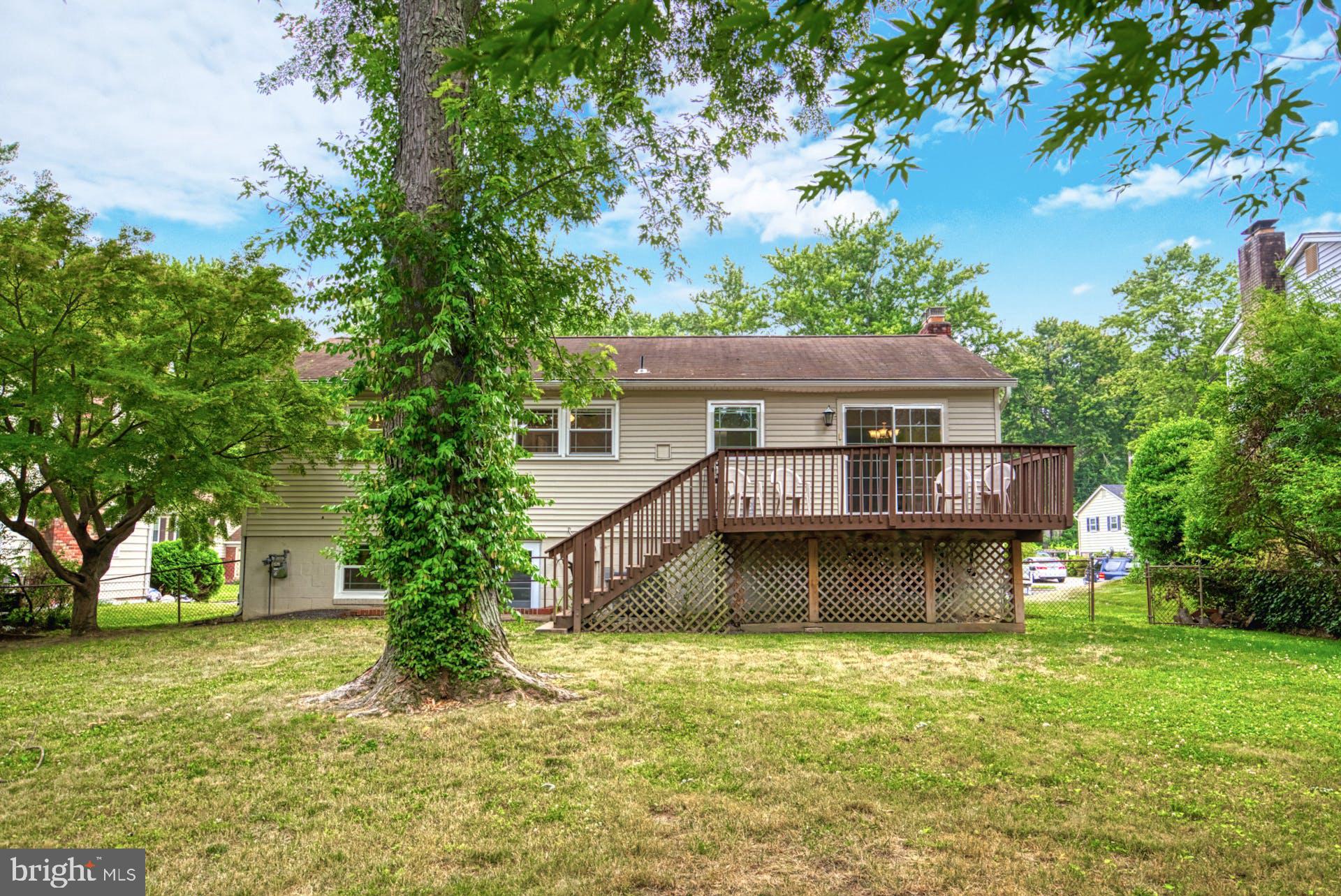 HAYFIELD FARM - Residential