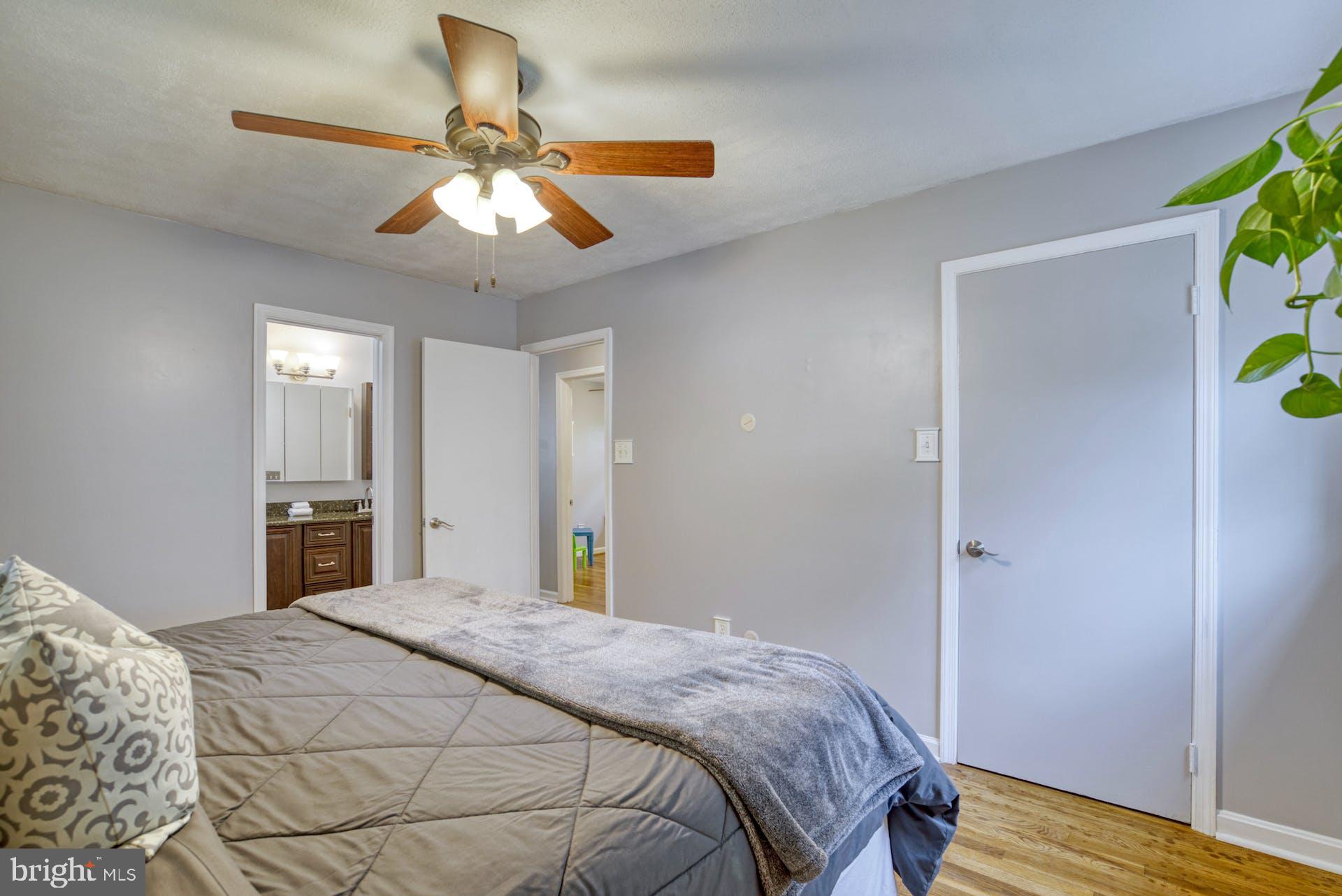 HAYFIELD FARM - Residential