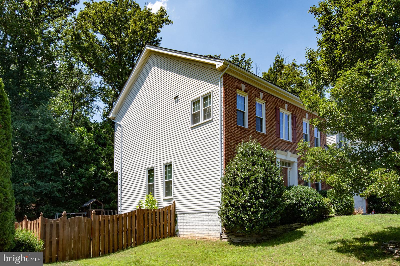 WINSTEAD MANOR - Residential Lease