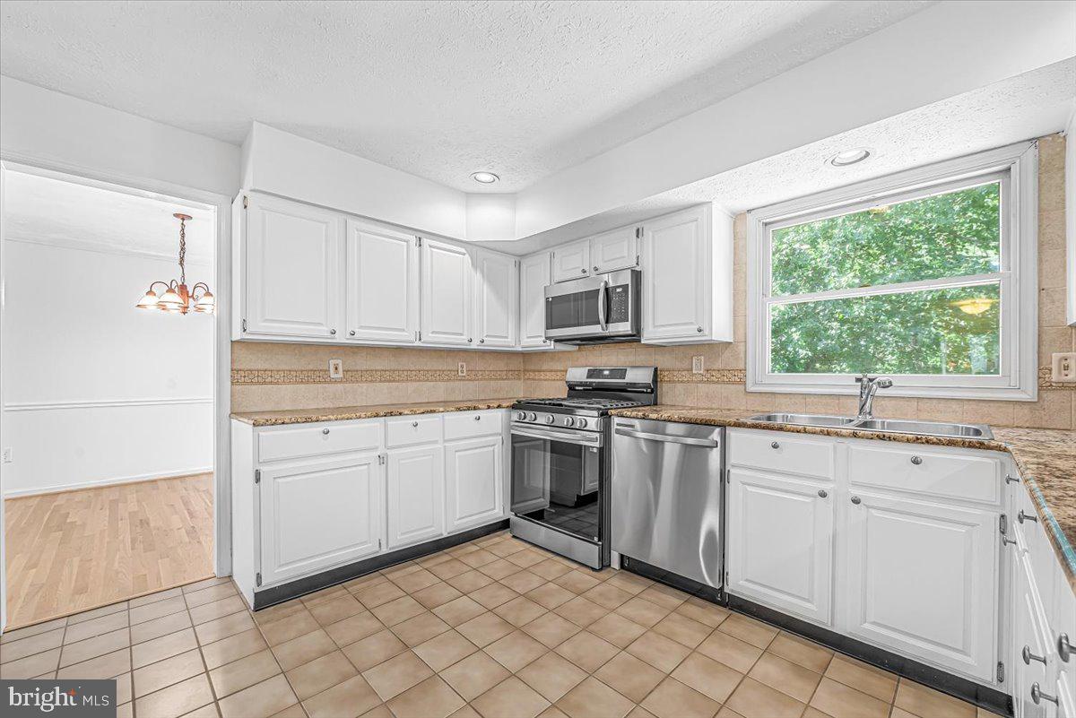 FREDERICKTOWNE VILLAGE - Residential Lease