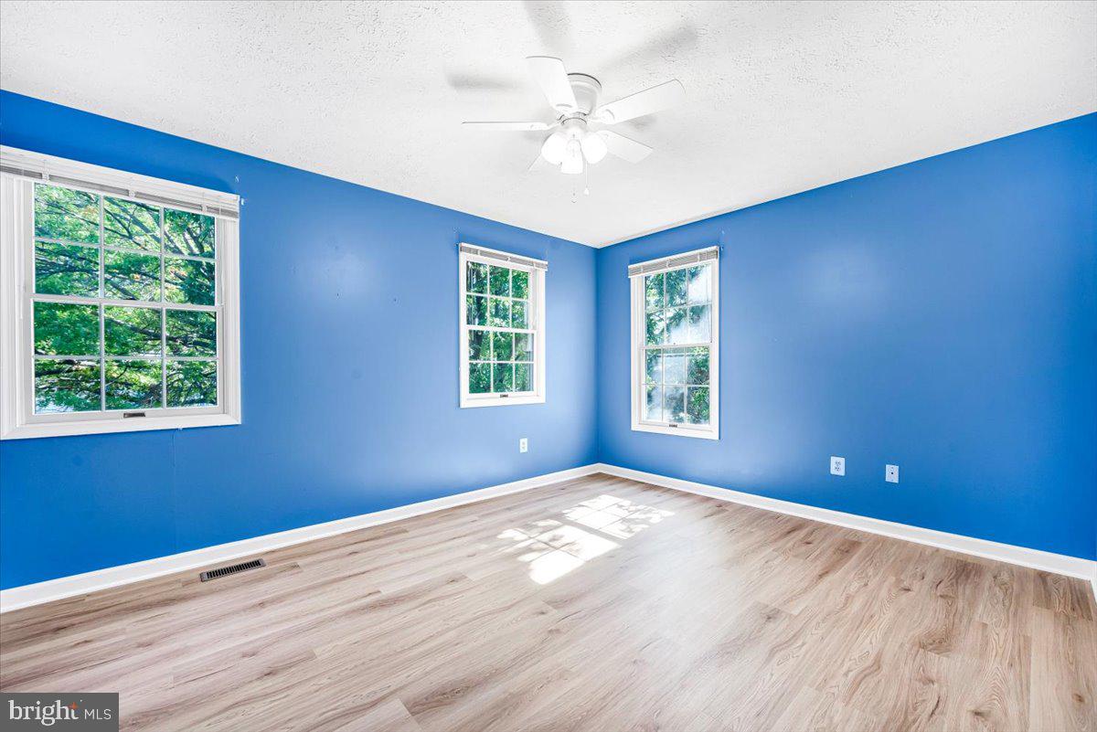 FREDERICKTOWNE VILLAGE - Residential Lease