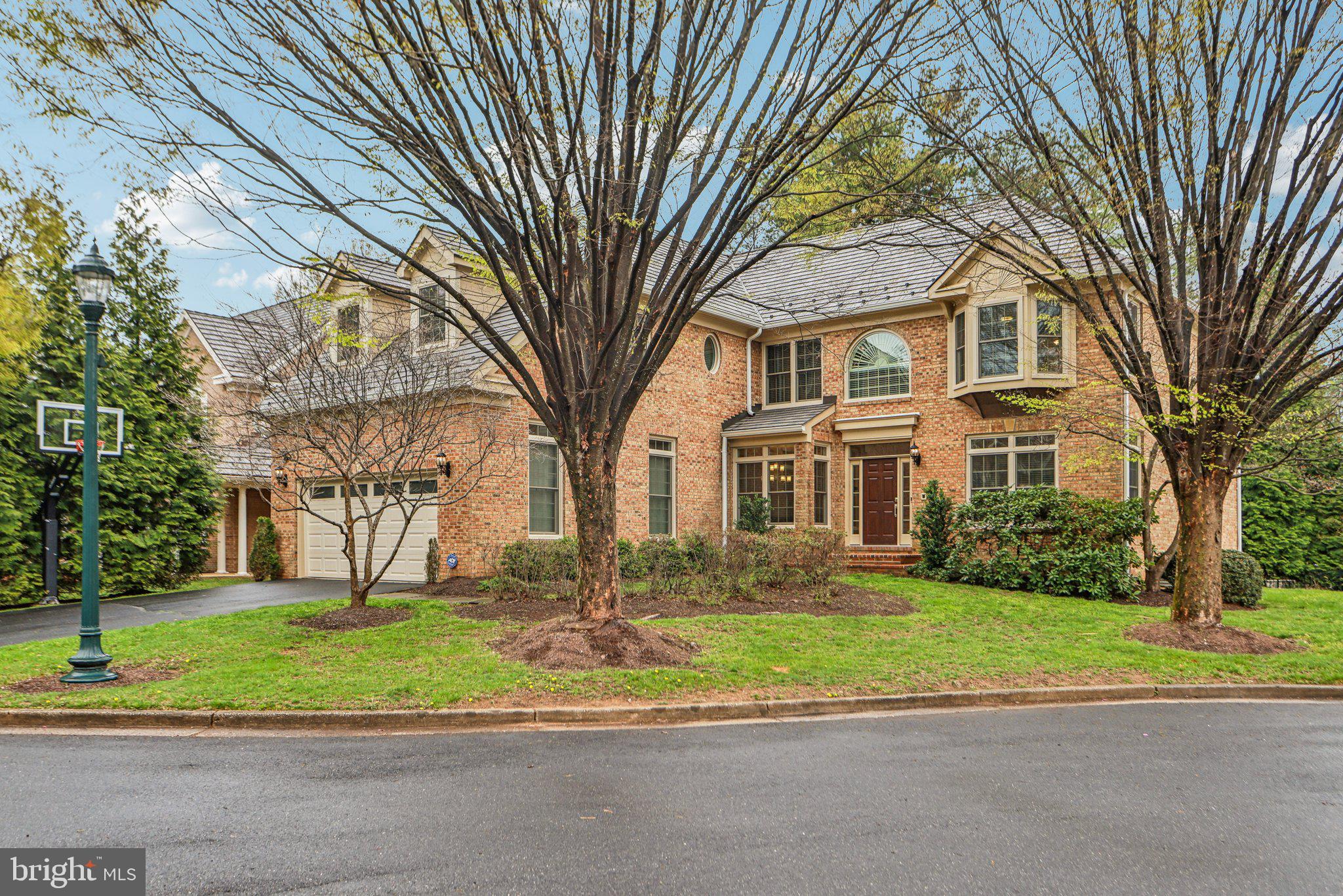 8109 AUTUMN GATE LANE