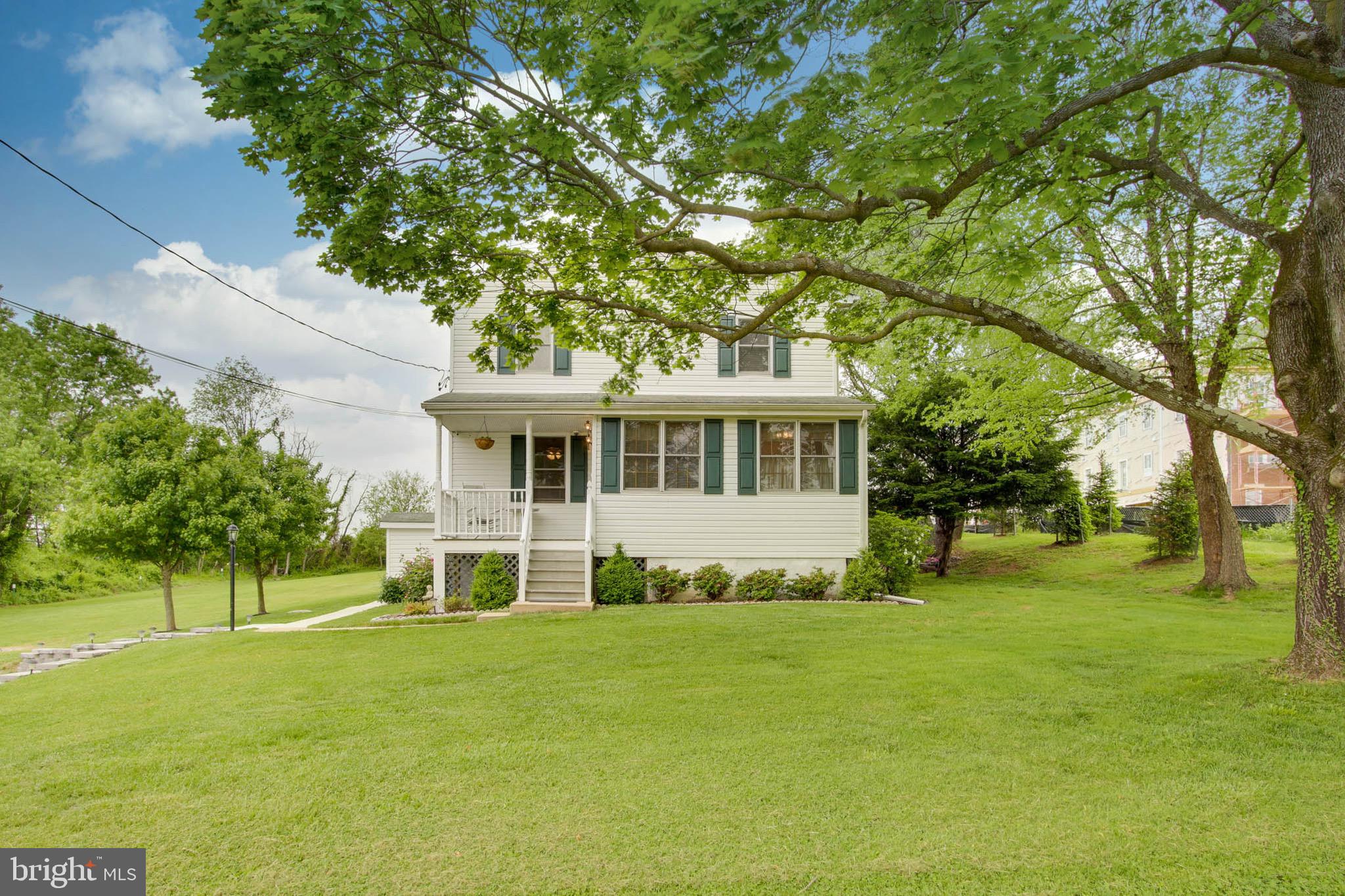 PERRY HALL - Residential