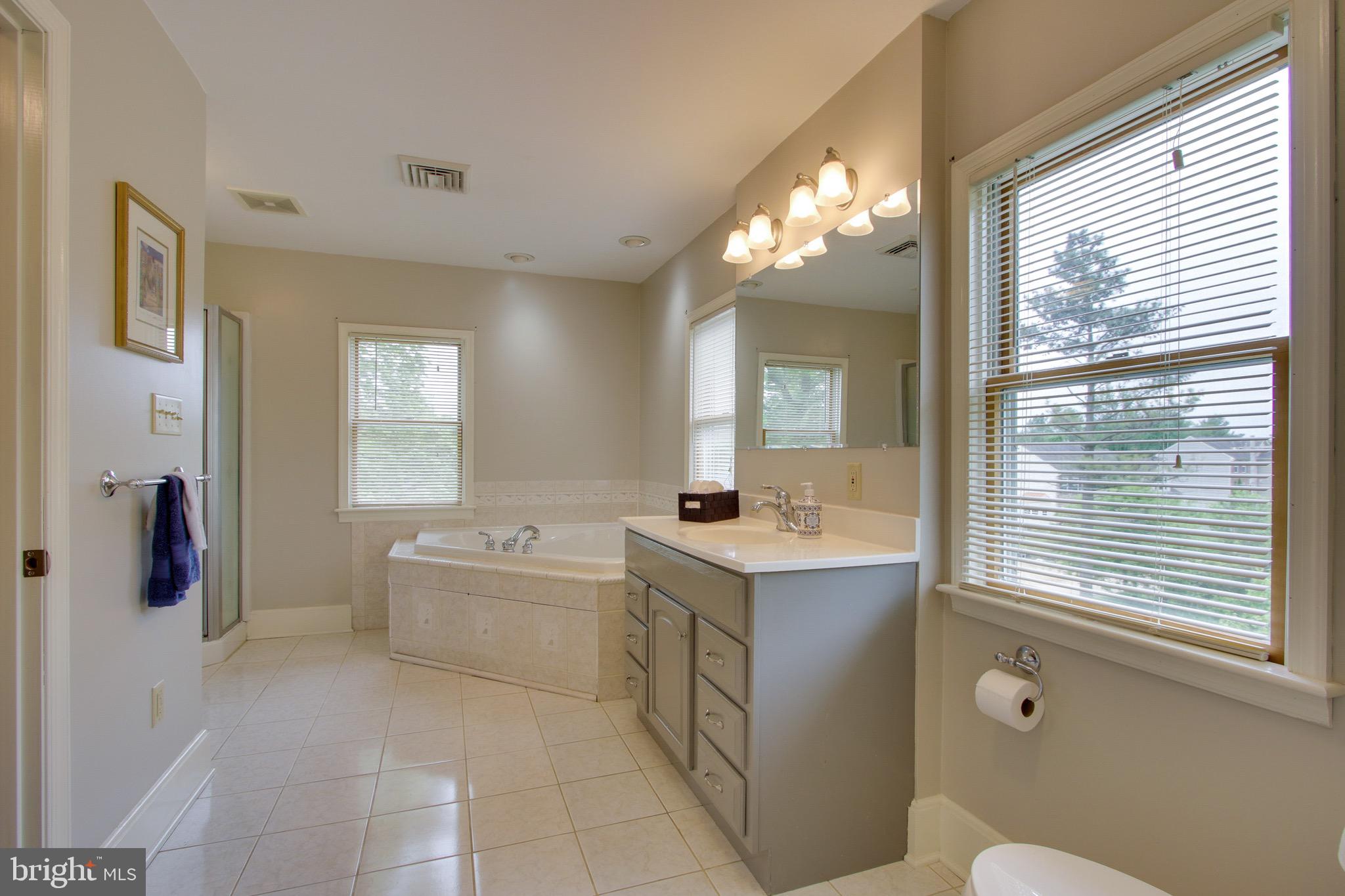 PERRY HALL - Residential