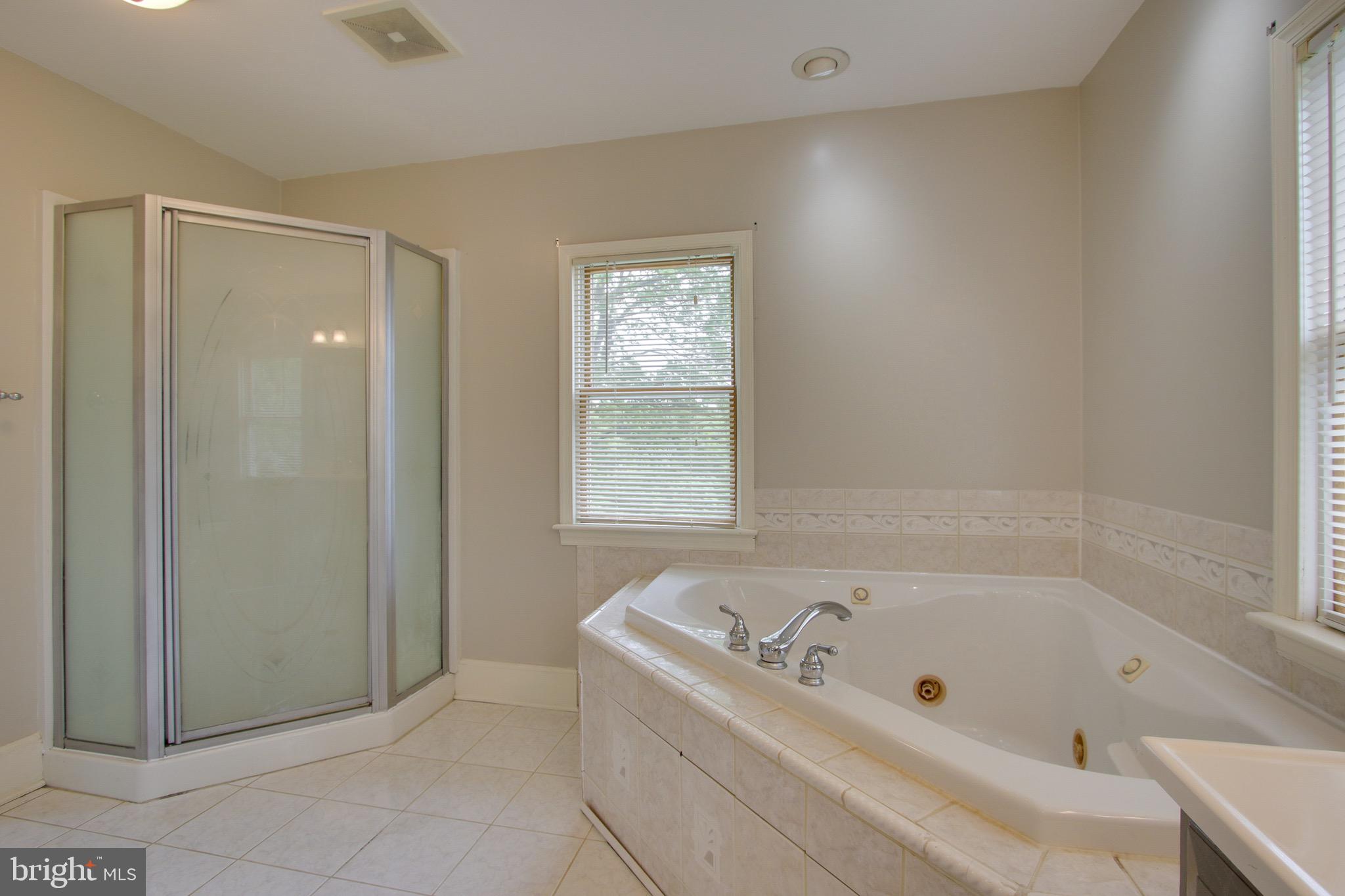 PERRY HALL - Residential