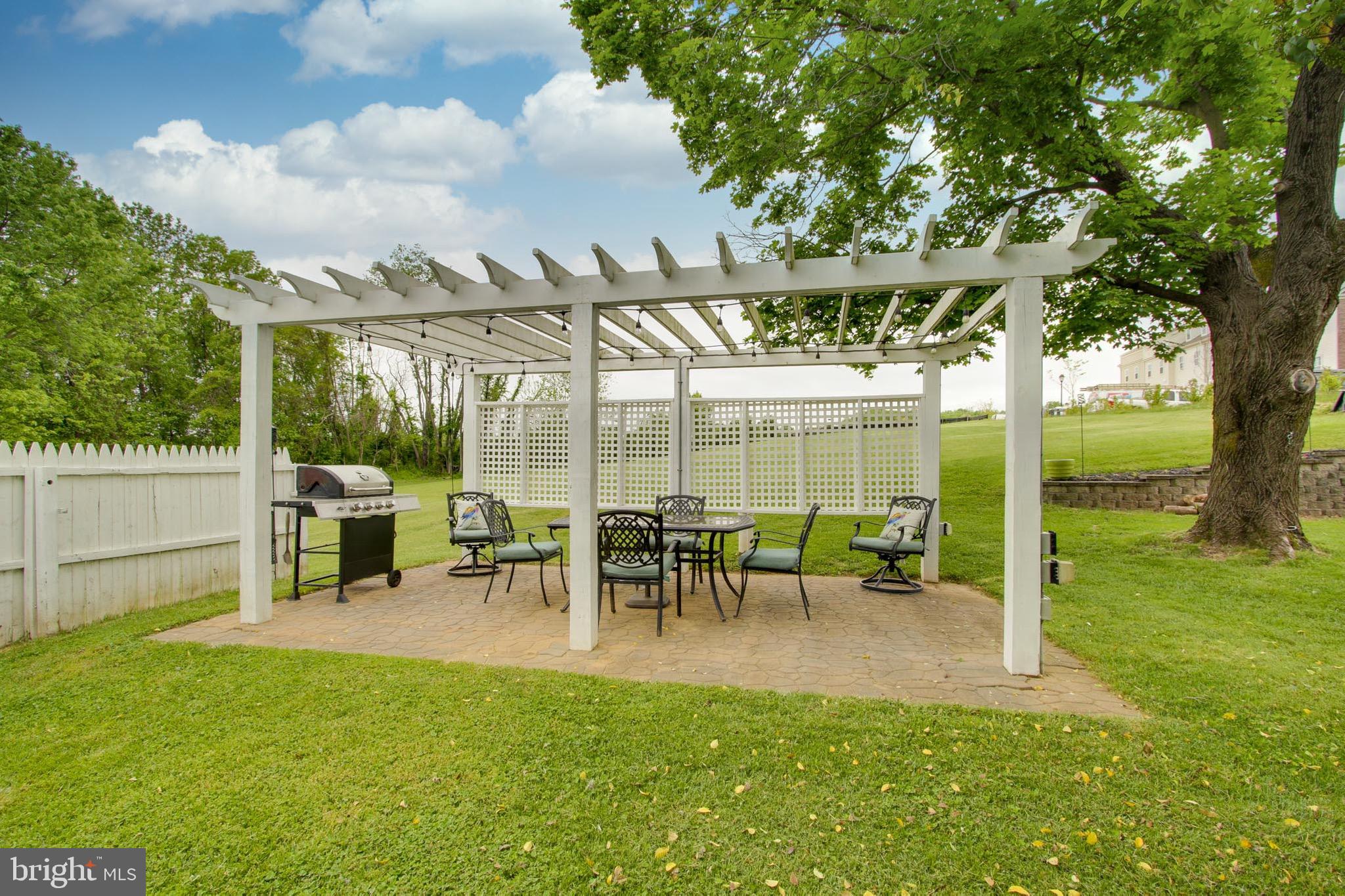 PERRY HALL - Residential