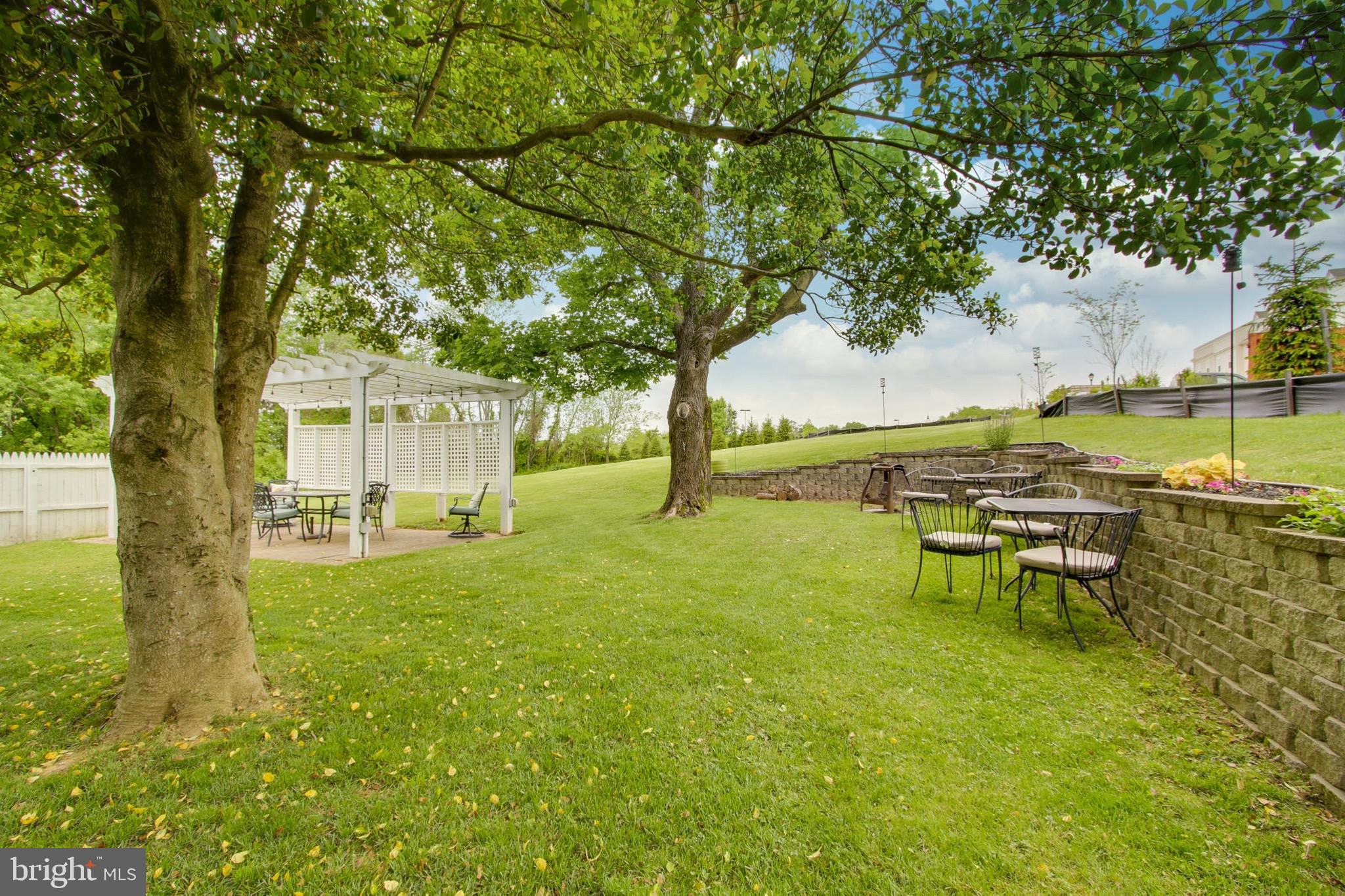 PERRY HALL - Residential