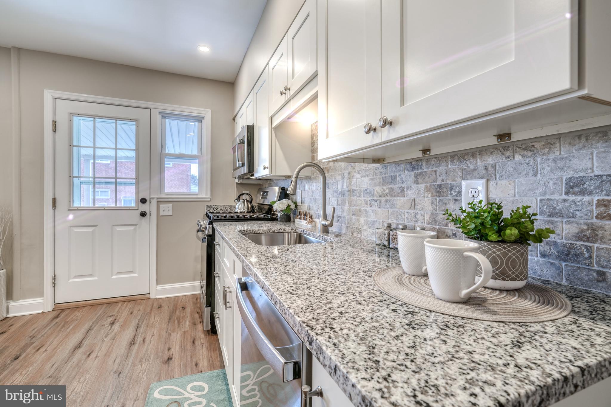 CHARLESMONT - Residential