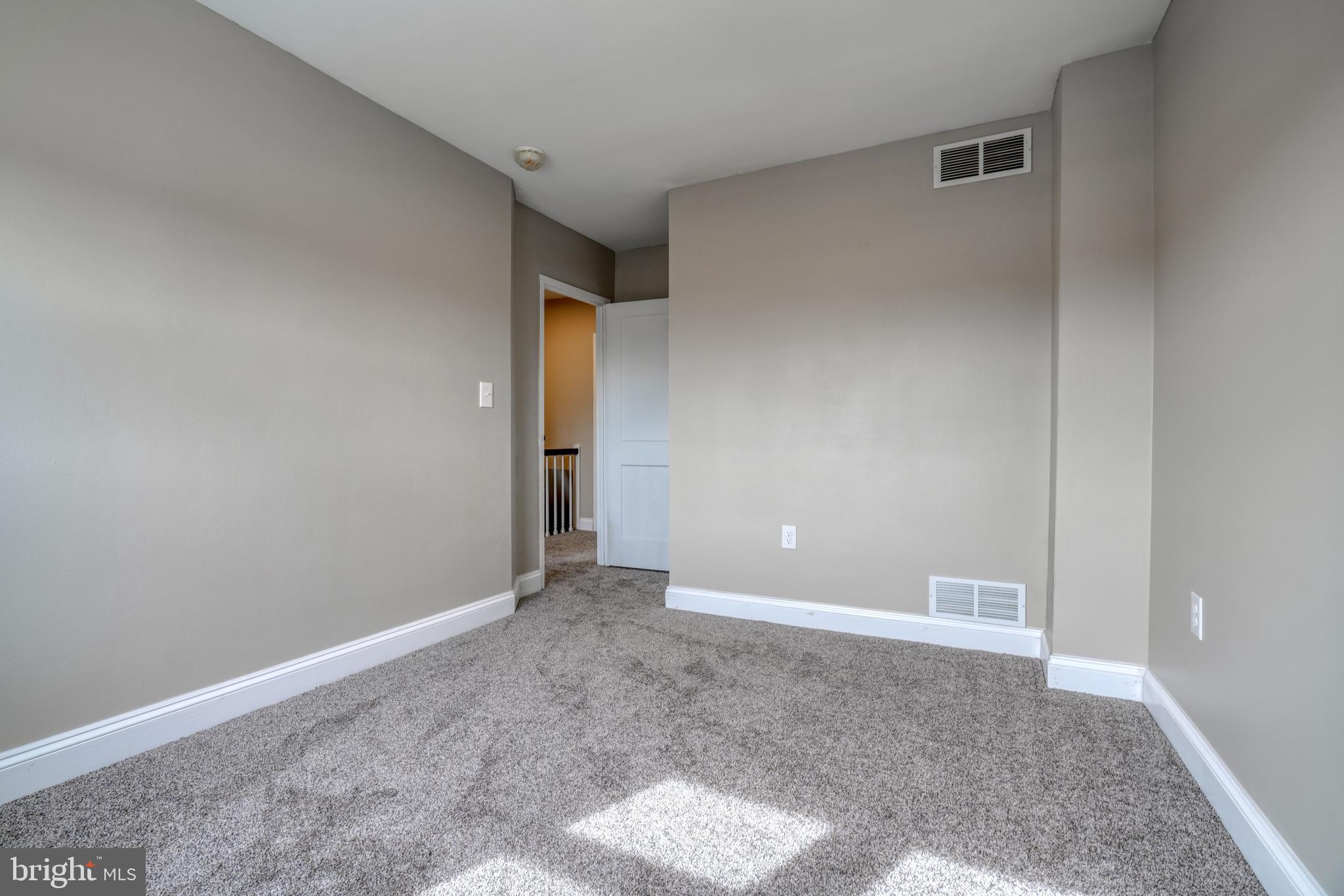 CHARLESMONT - Residential