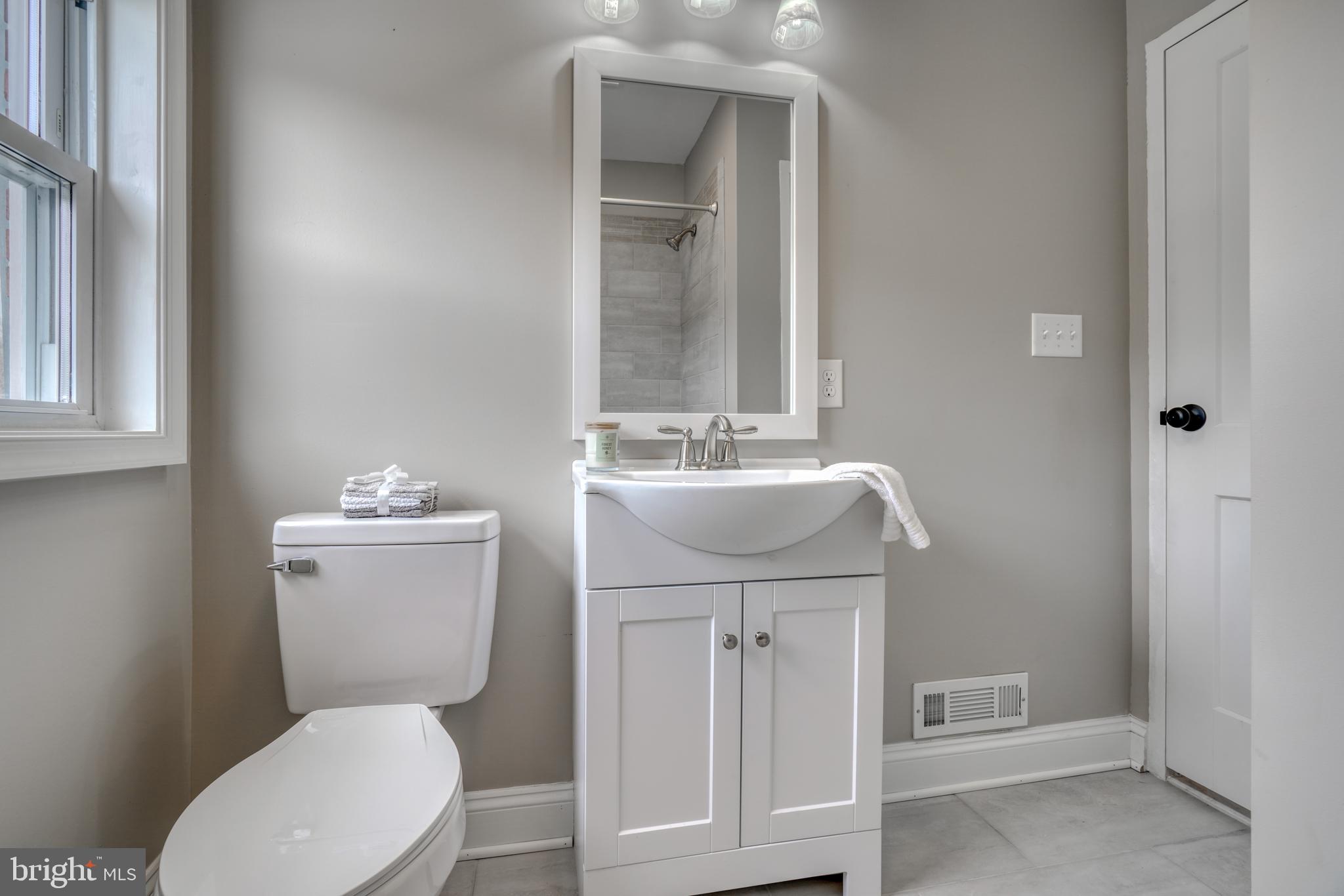 CHARLESMONT - Residential