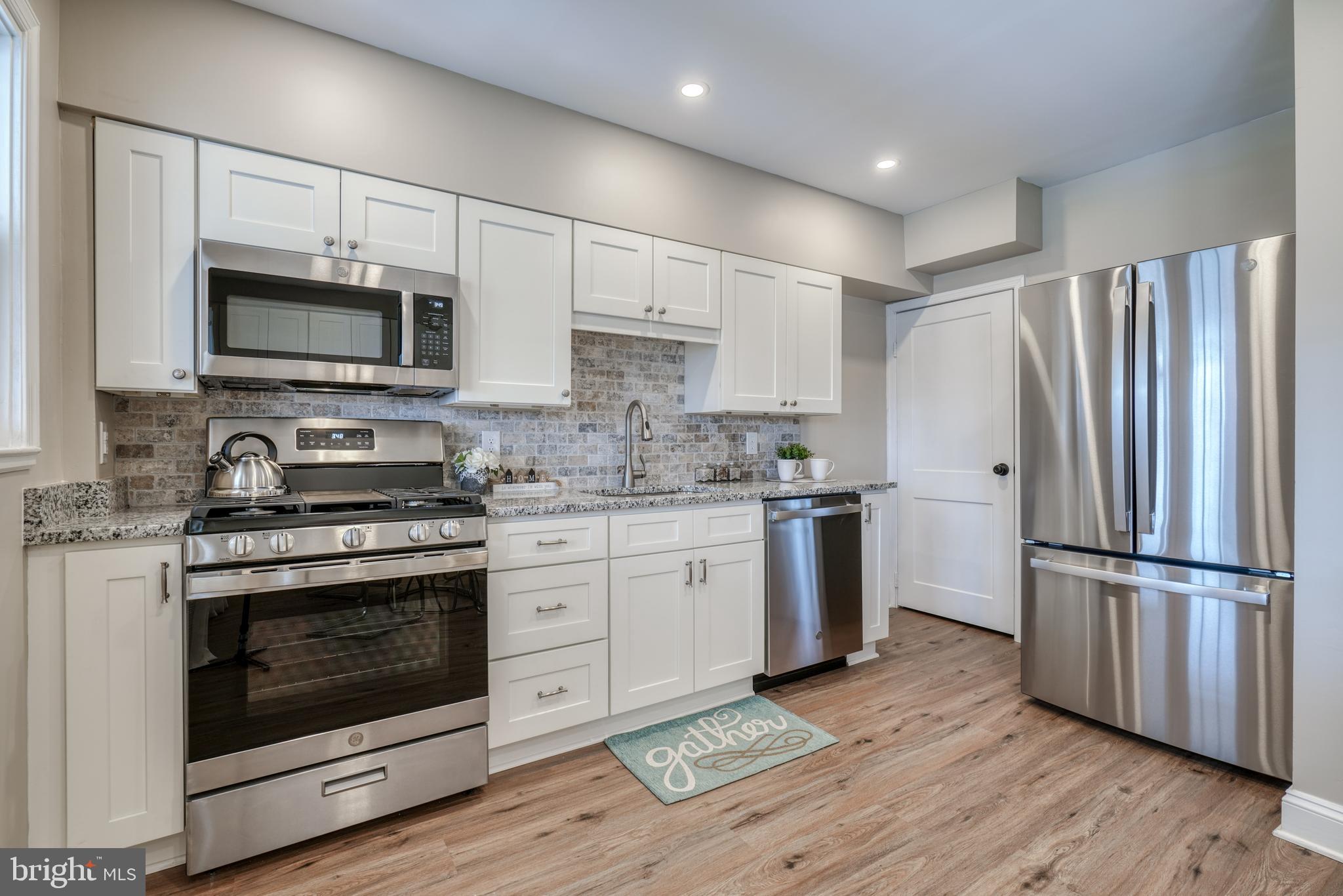 CHARLESMONT - Residential