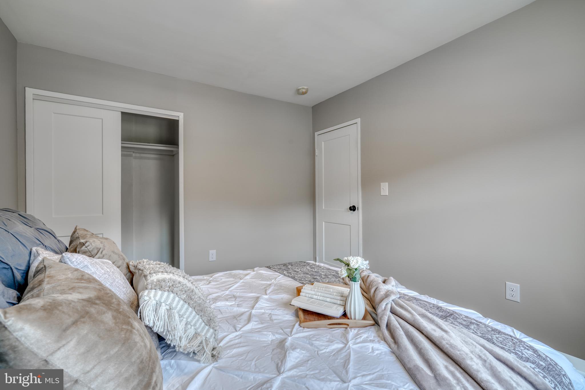 CHARLESMONT - Residential