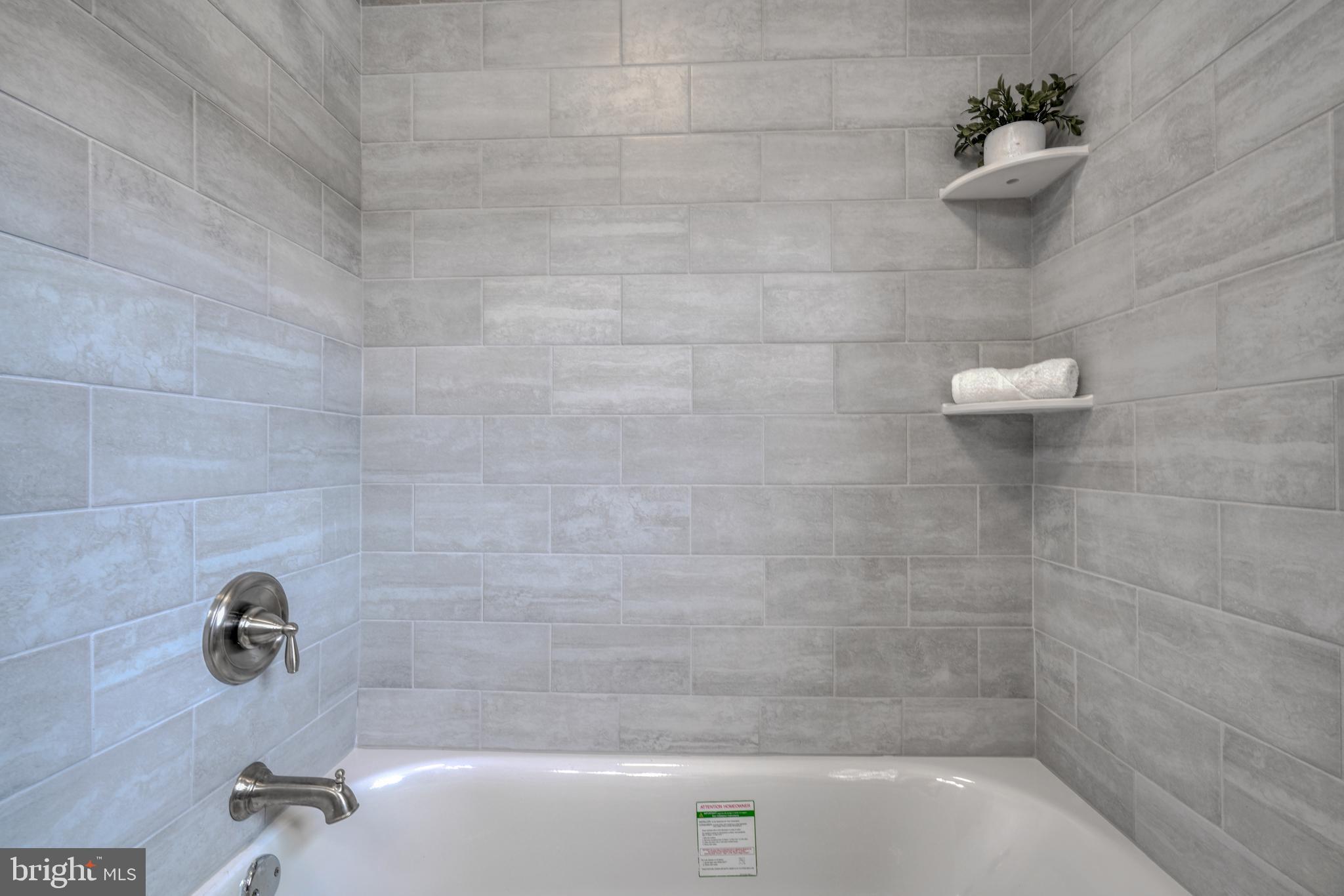 CHARLESMONT - Residential